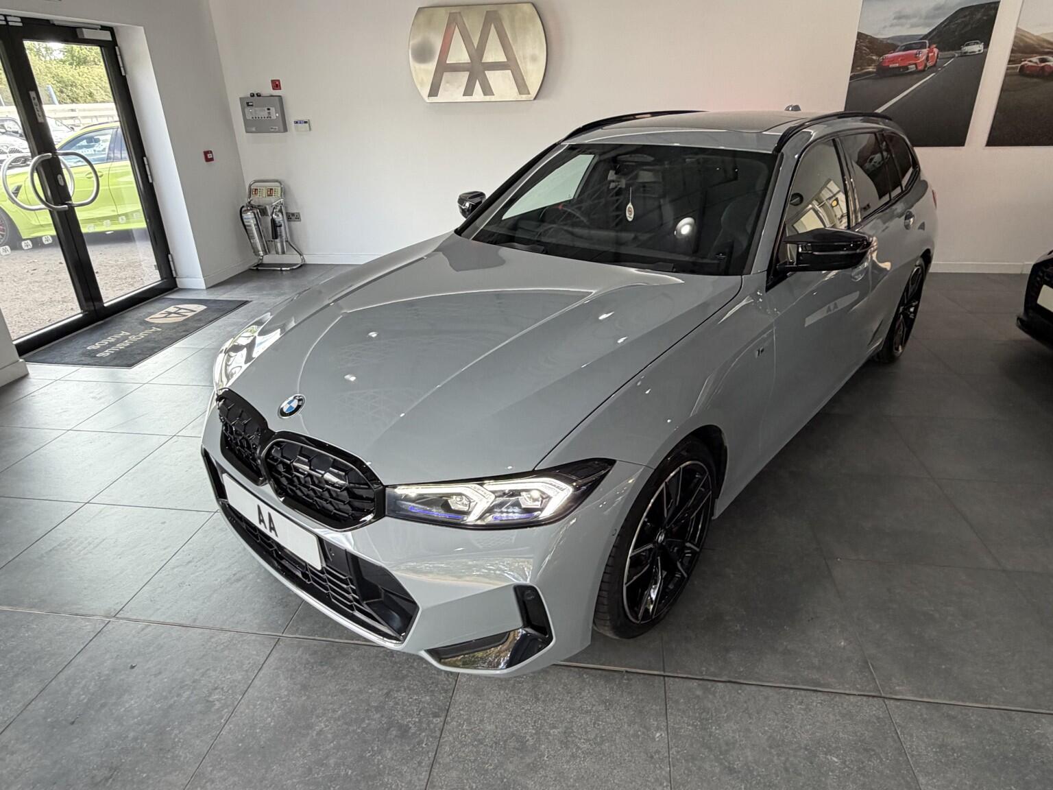 BMW 3 Series view 21
