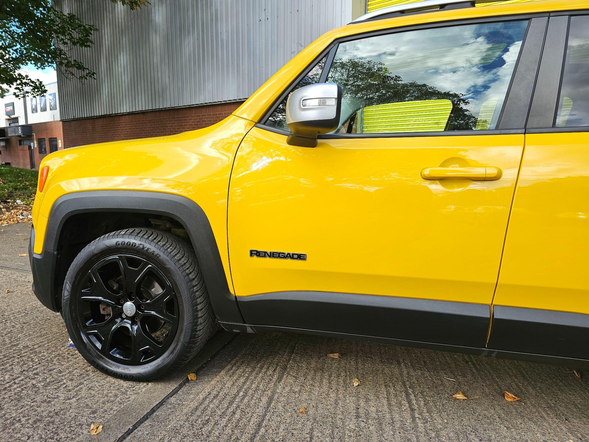 Jeep Renegade view 53