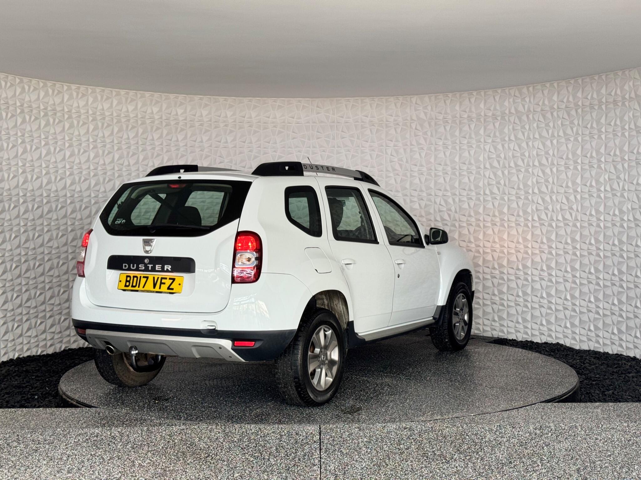 Dacia Duster view 14