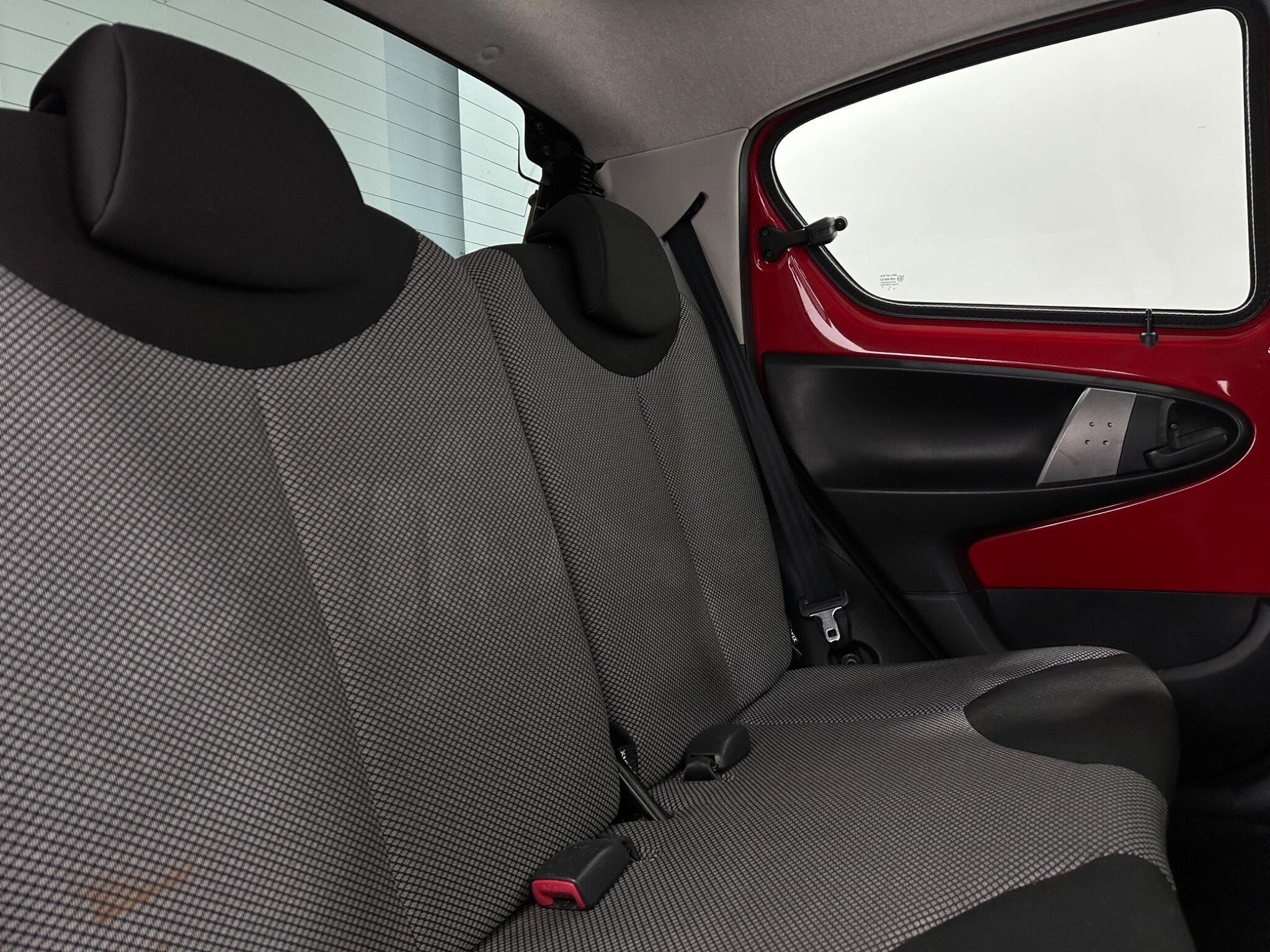 Toyota Aygo view 32