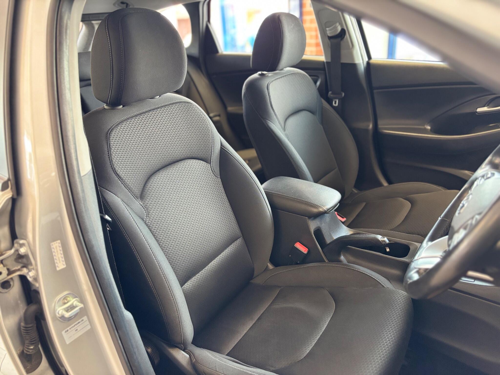 Hyundai I30 view 12