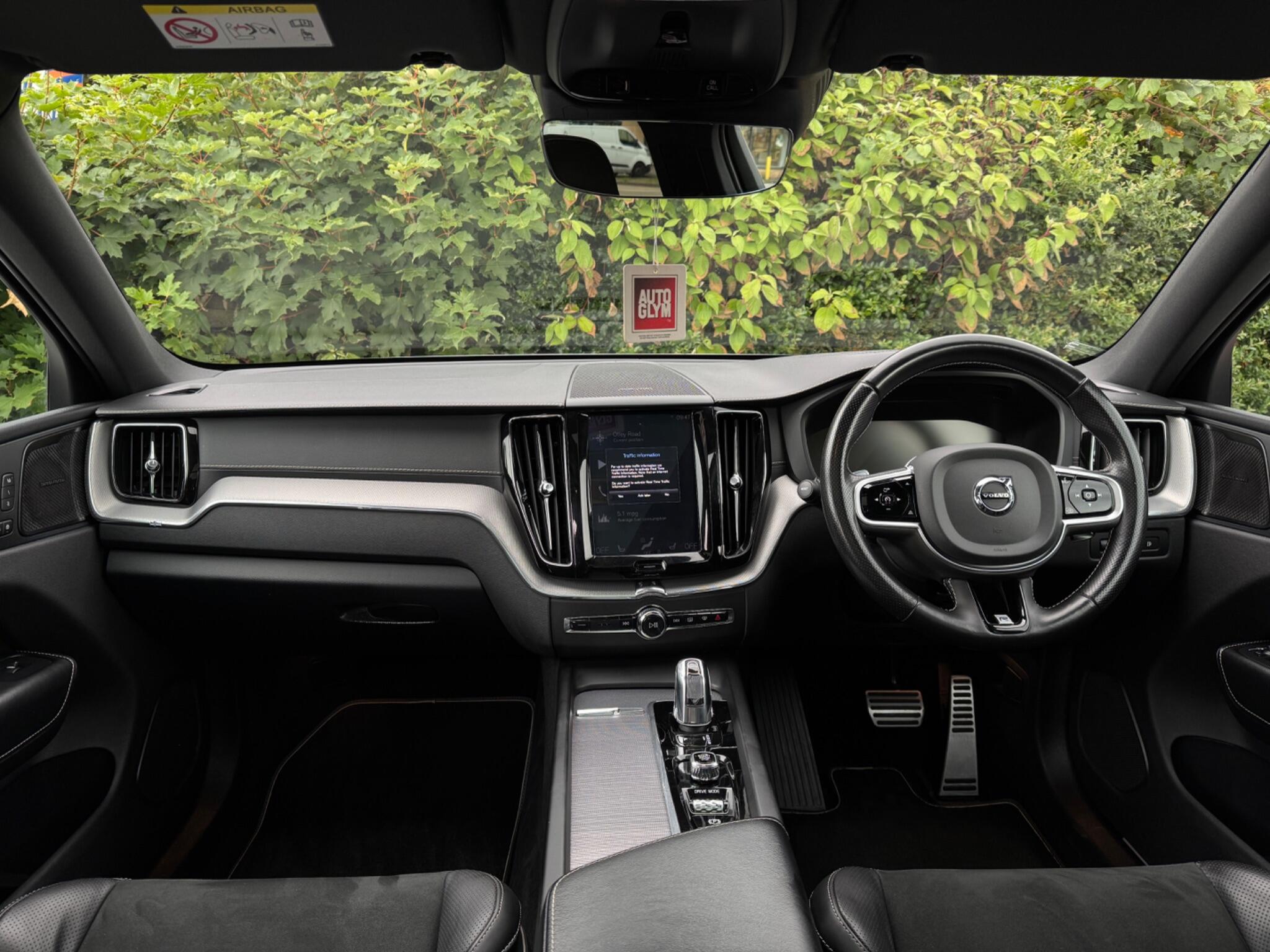 Volvo XC60 view 13