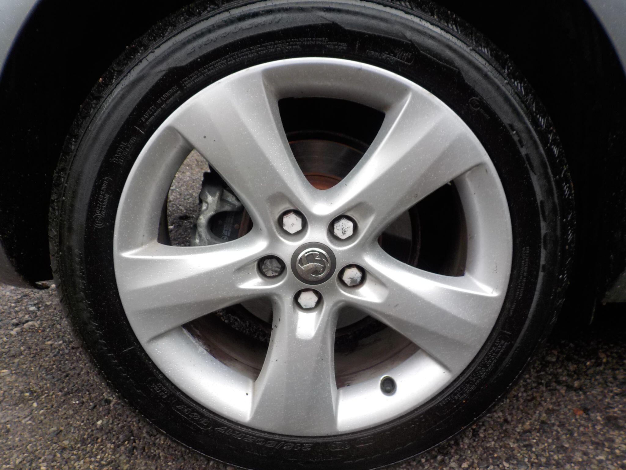 Vauxhall Astra 1.4 16v SRi Euro 5 5dr