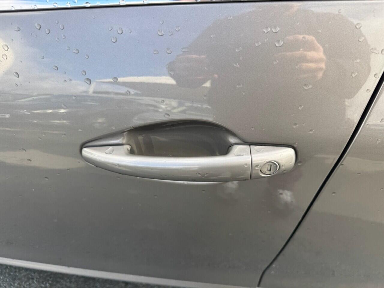 Peugeot 208 view 42