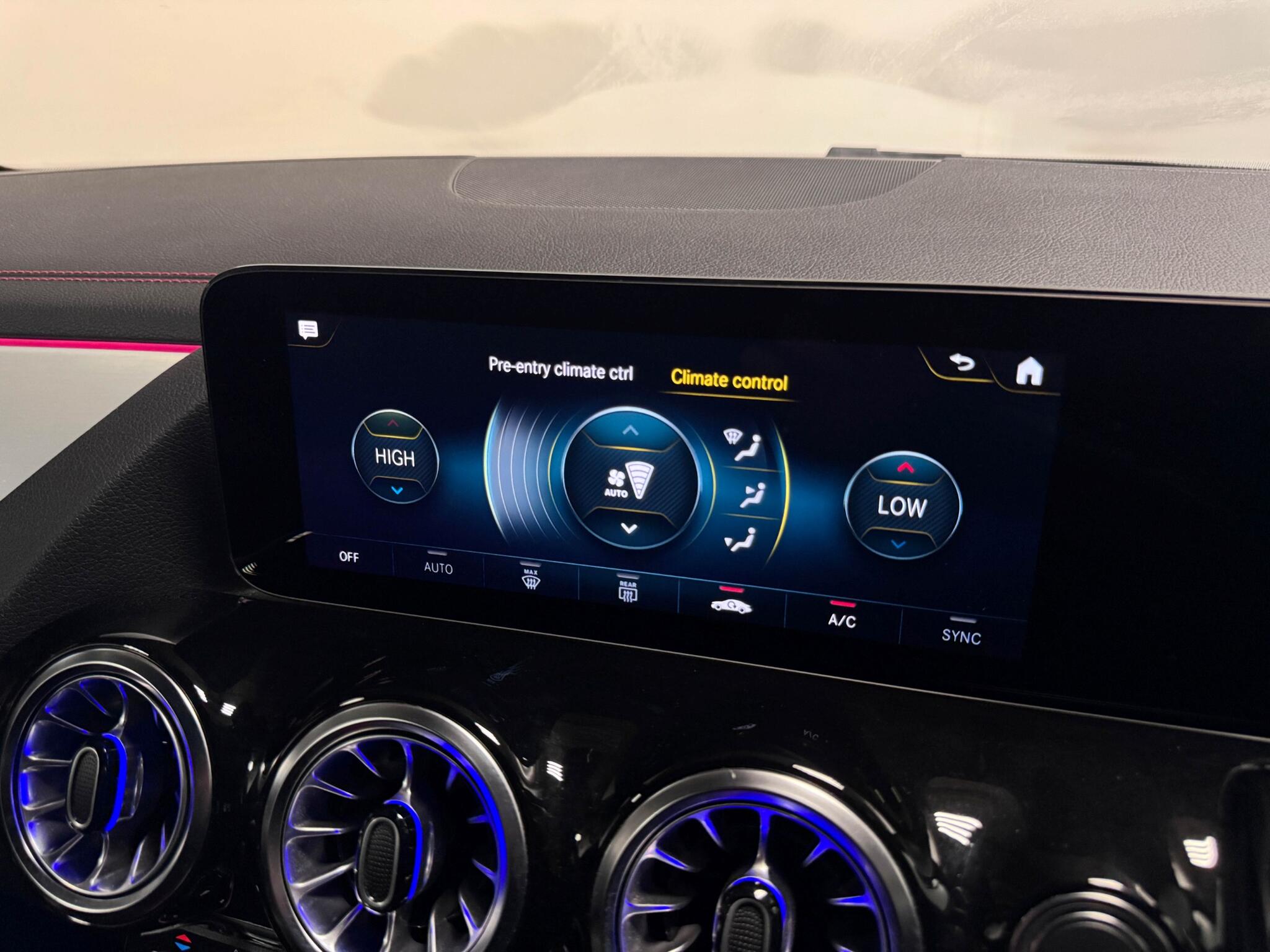 Mercedes-Benz Eqa view 59