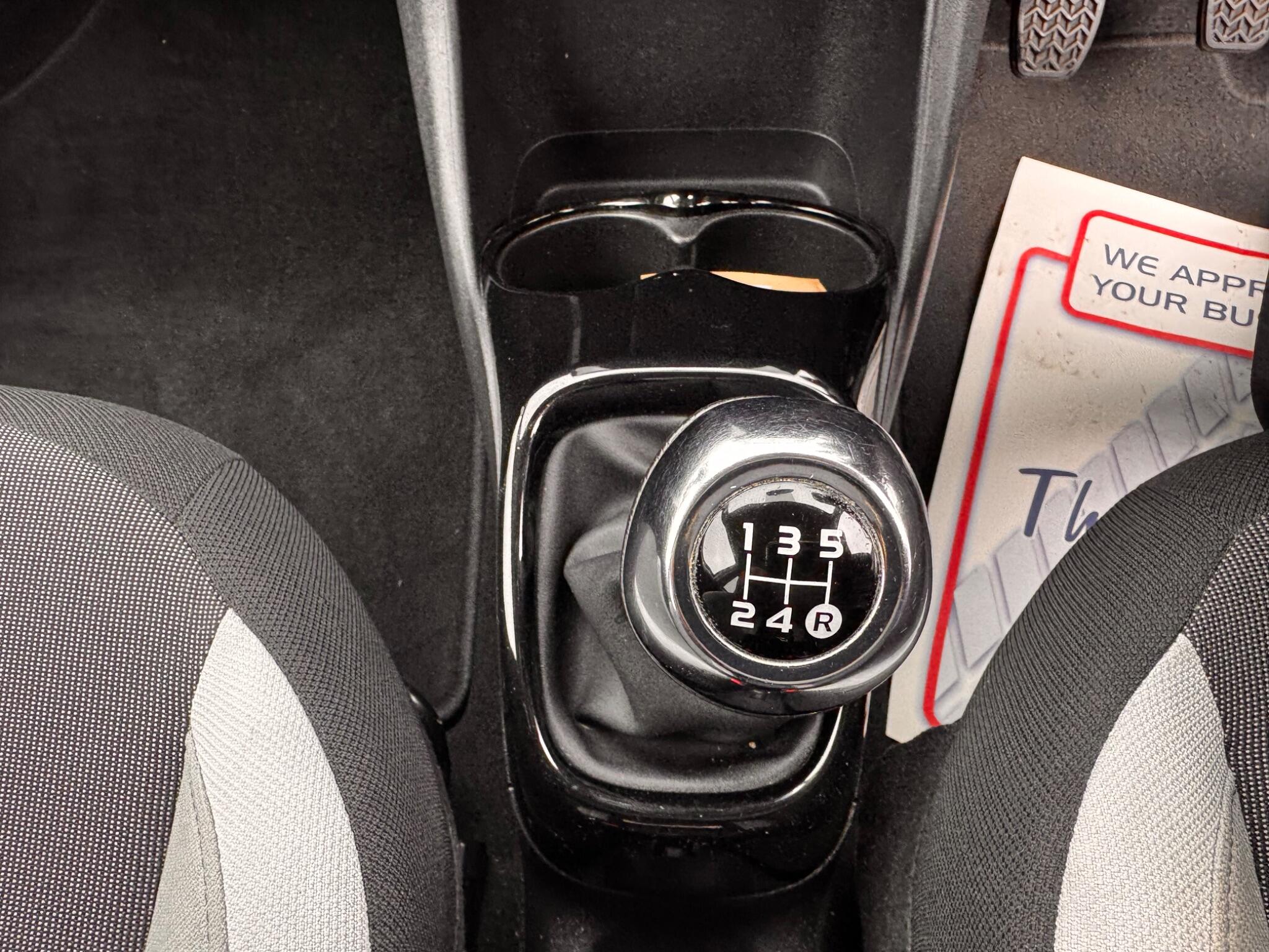 Toyota Aygo view 16