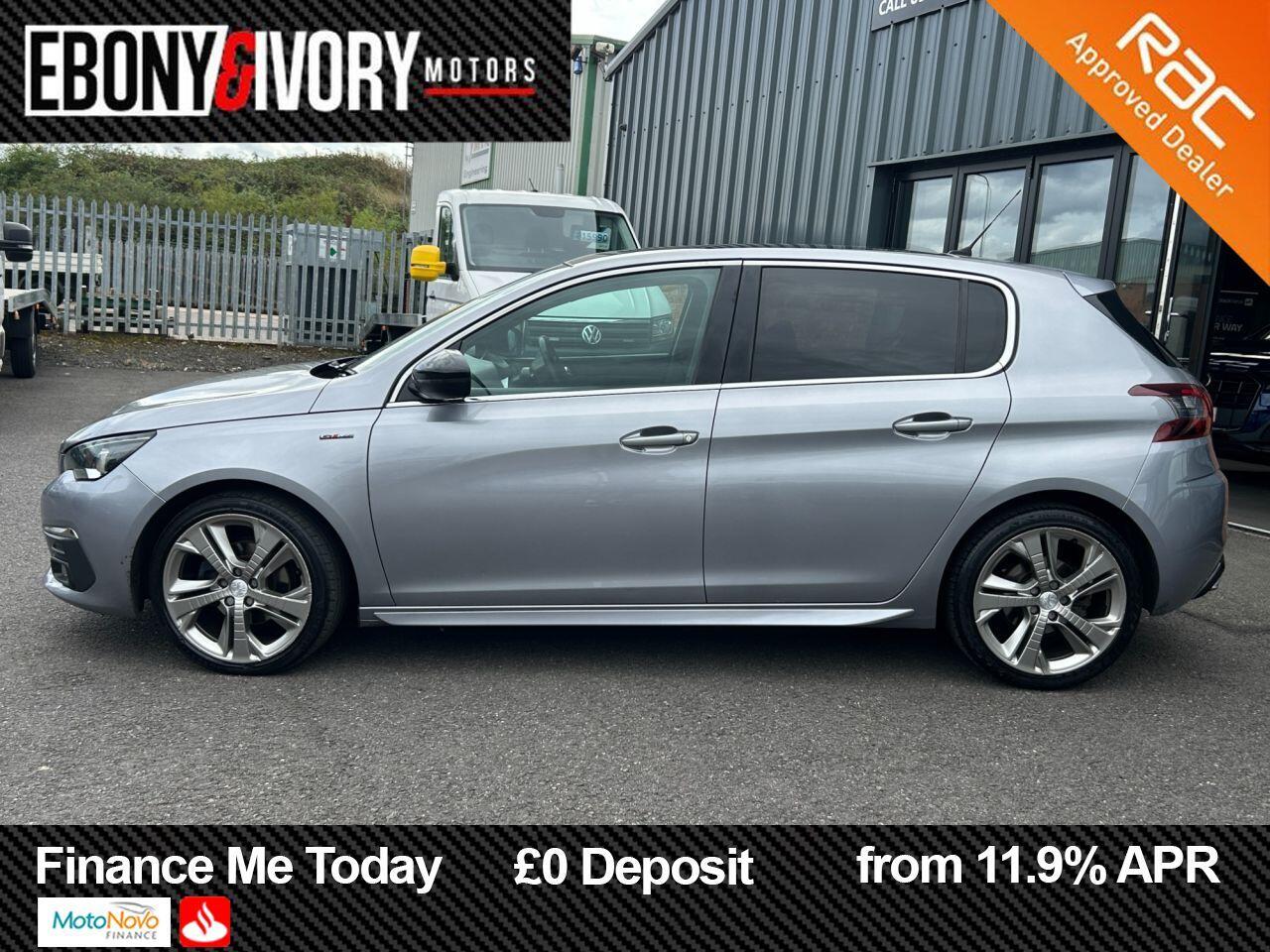 Peugeot 308 view 2