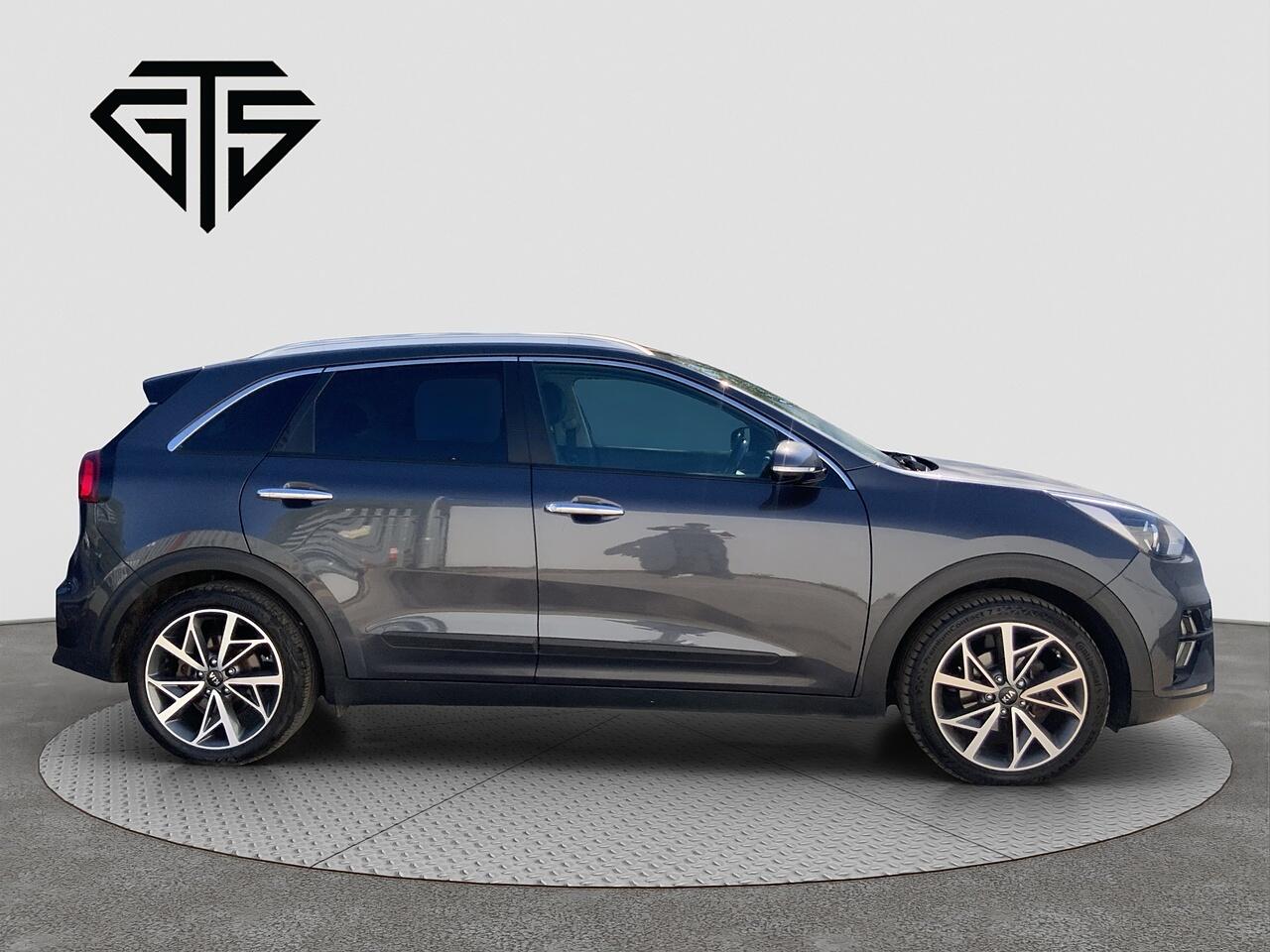 Kia Niro view 2