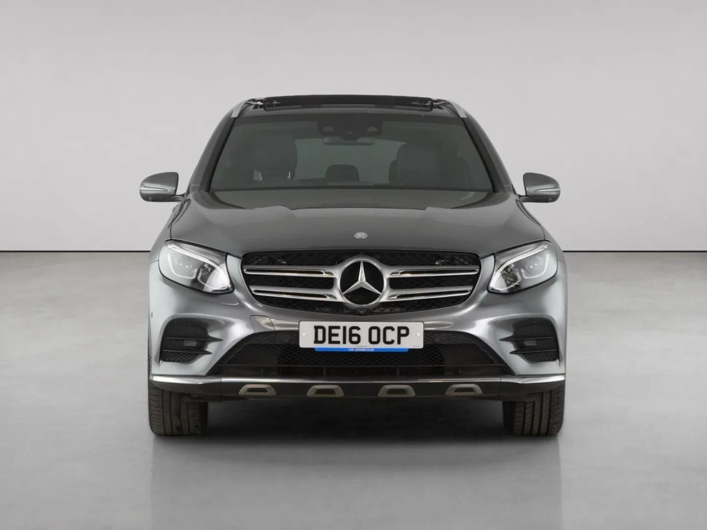 Mercedes-Benz GLC view 5