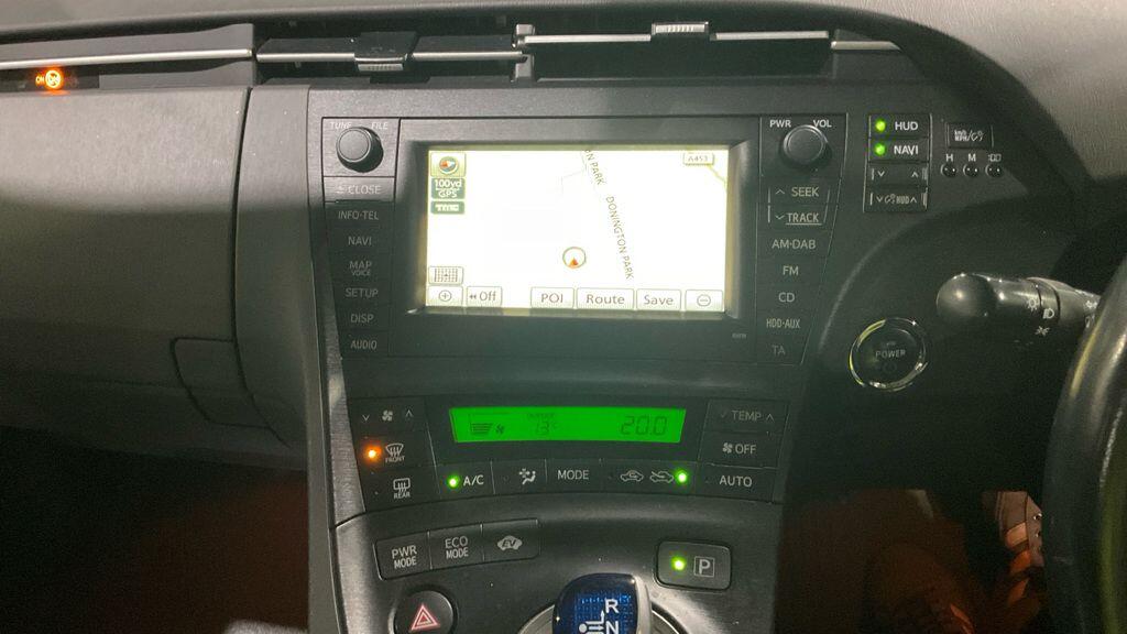 Toyota Prius view 11