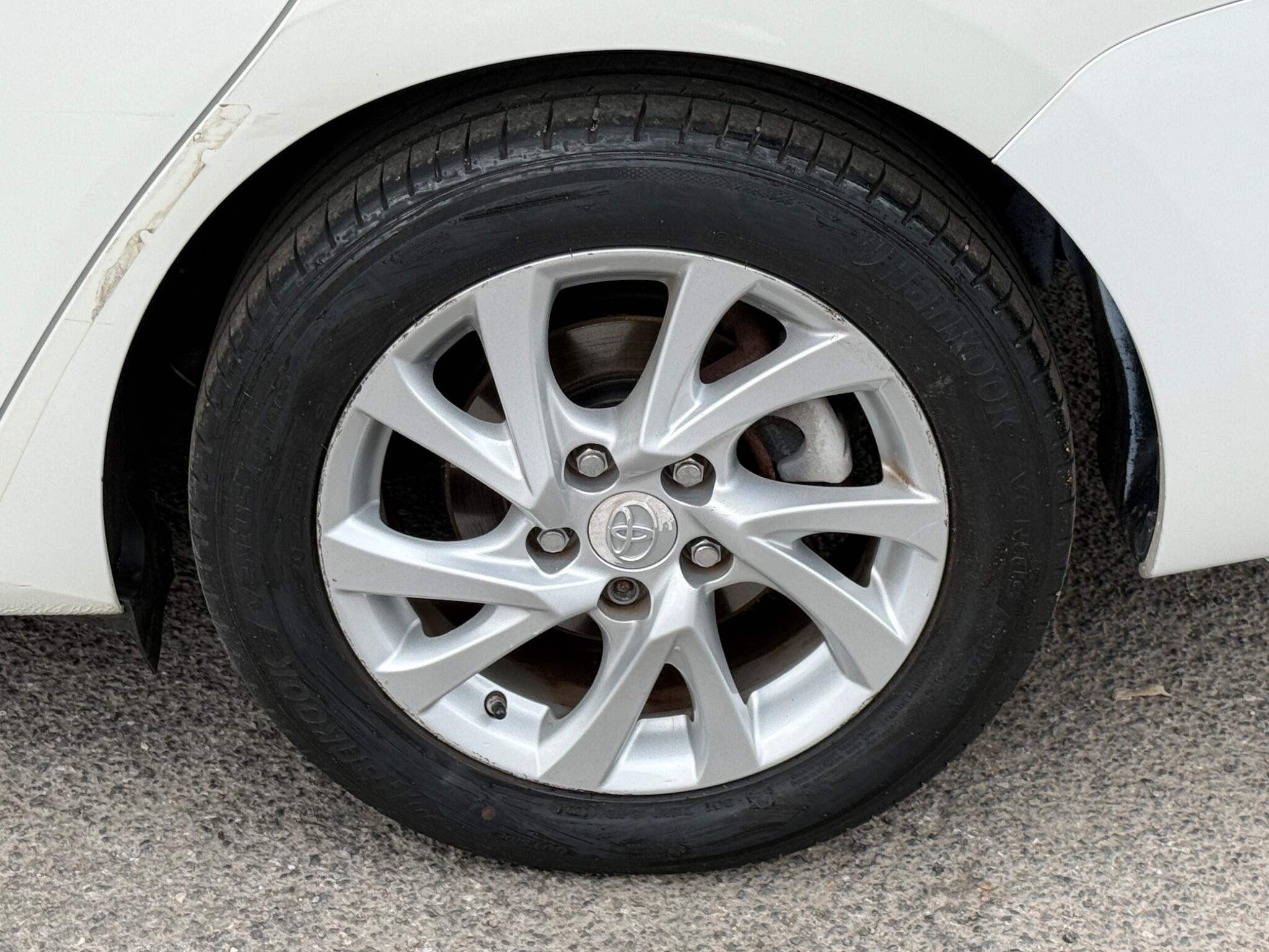 Toyota Auris - Image 23
