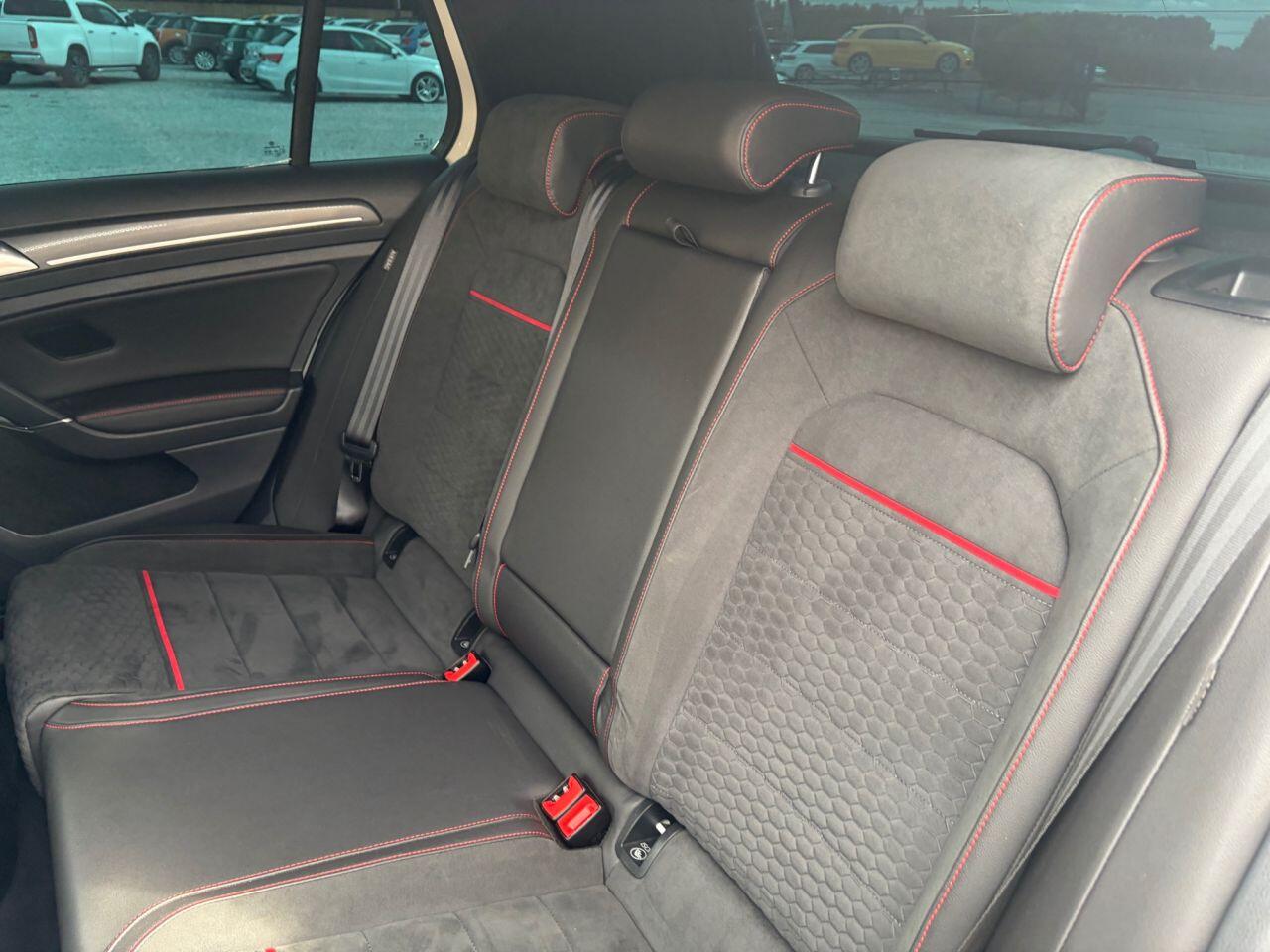 Volkswagen Golf view 26