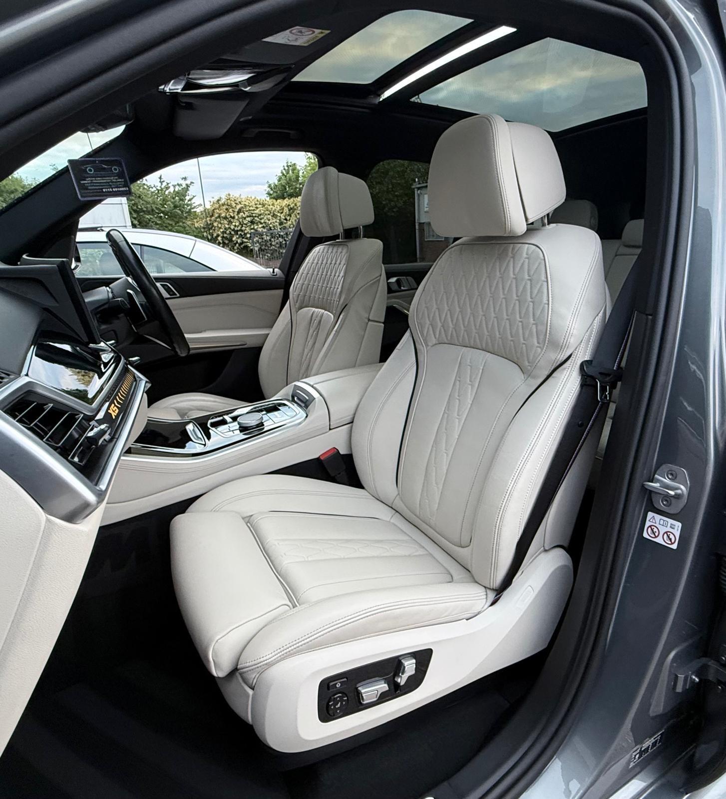BMW X5 view 17