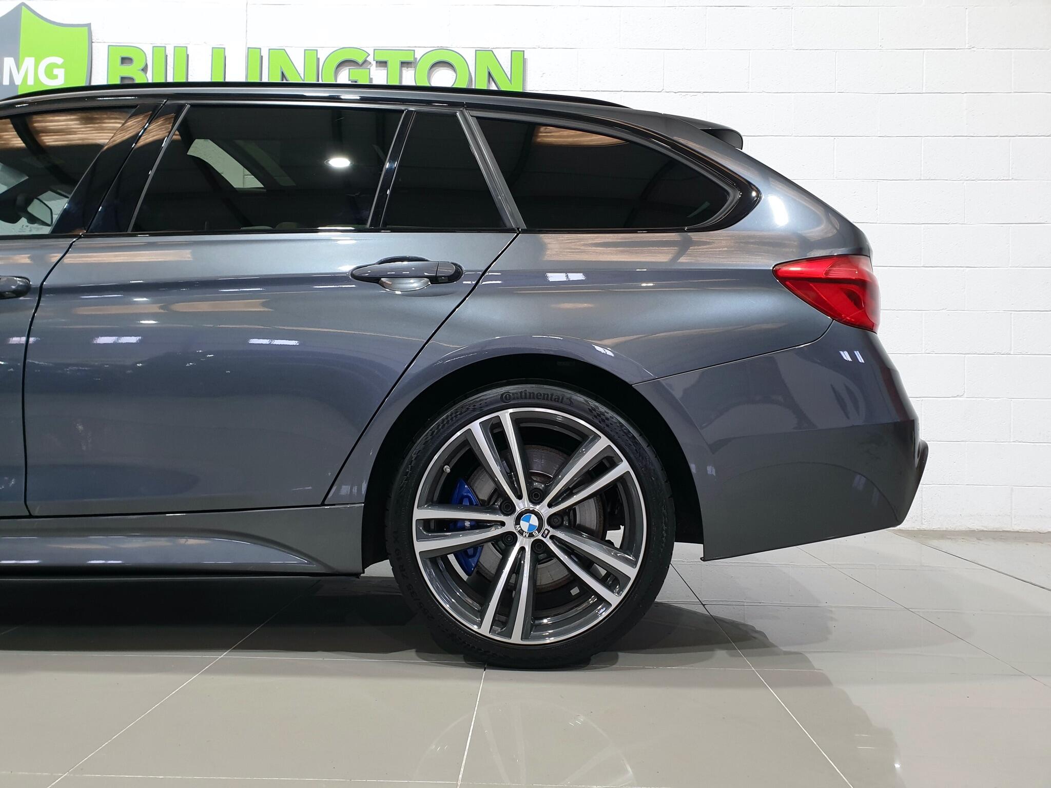 BMW 3 Series view 25
