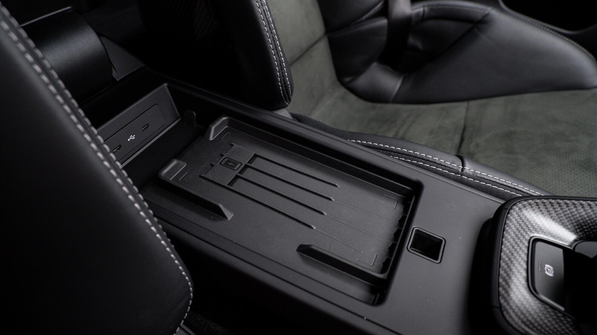 Porsche 911 view 60