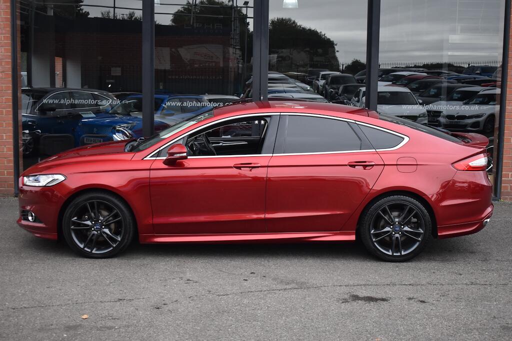 Ford Mondeo view 15
