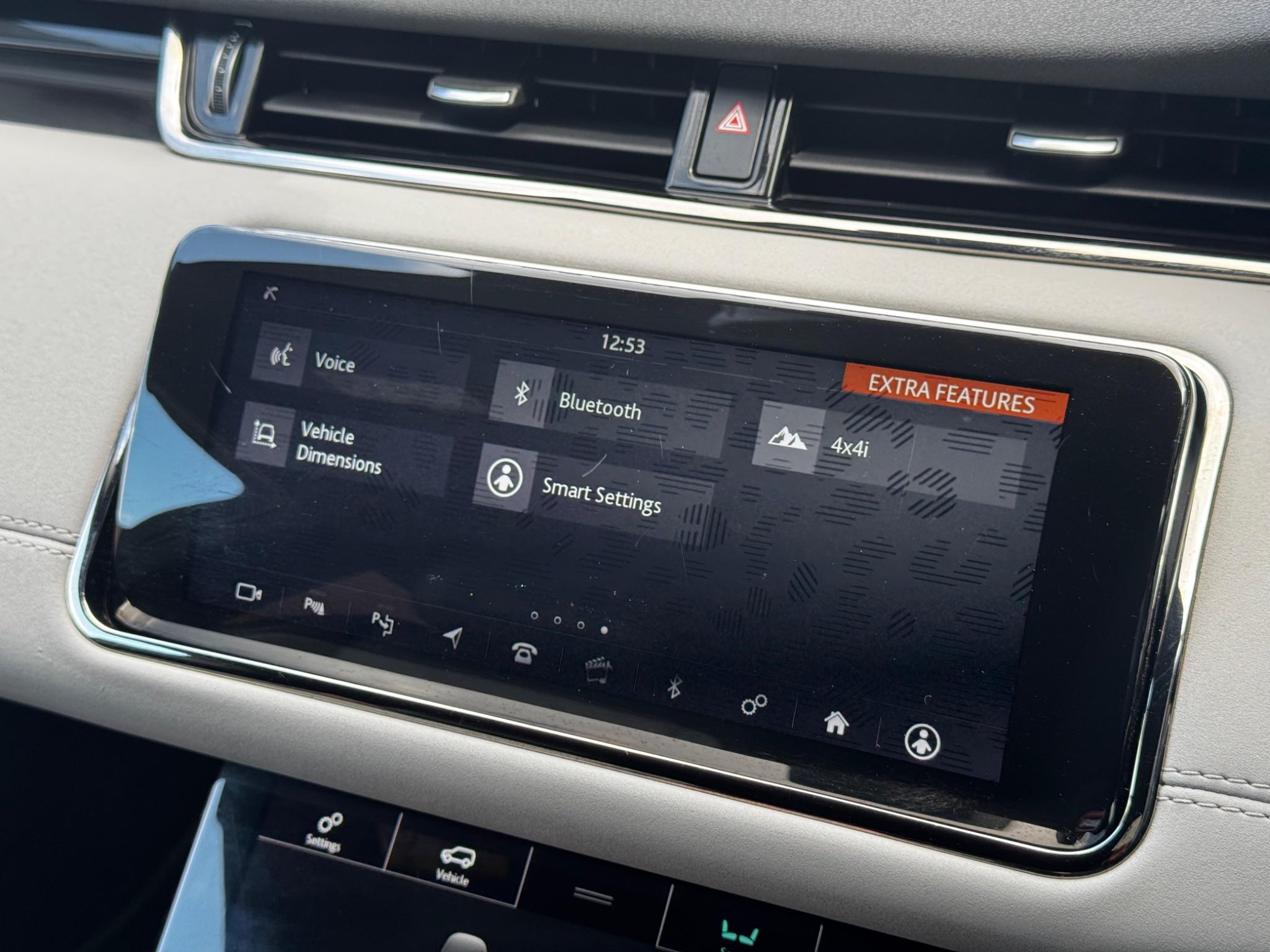Land Rover Range Rover Evoque view 26