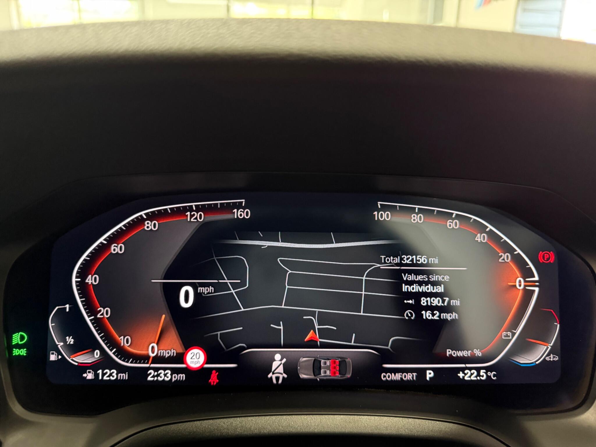 BMW 3 Series view 24