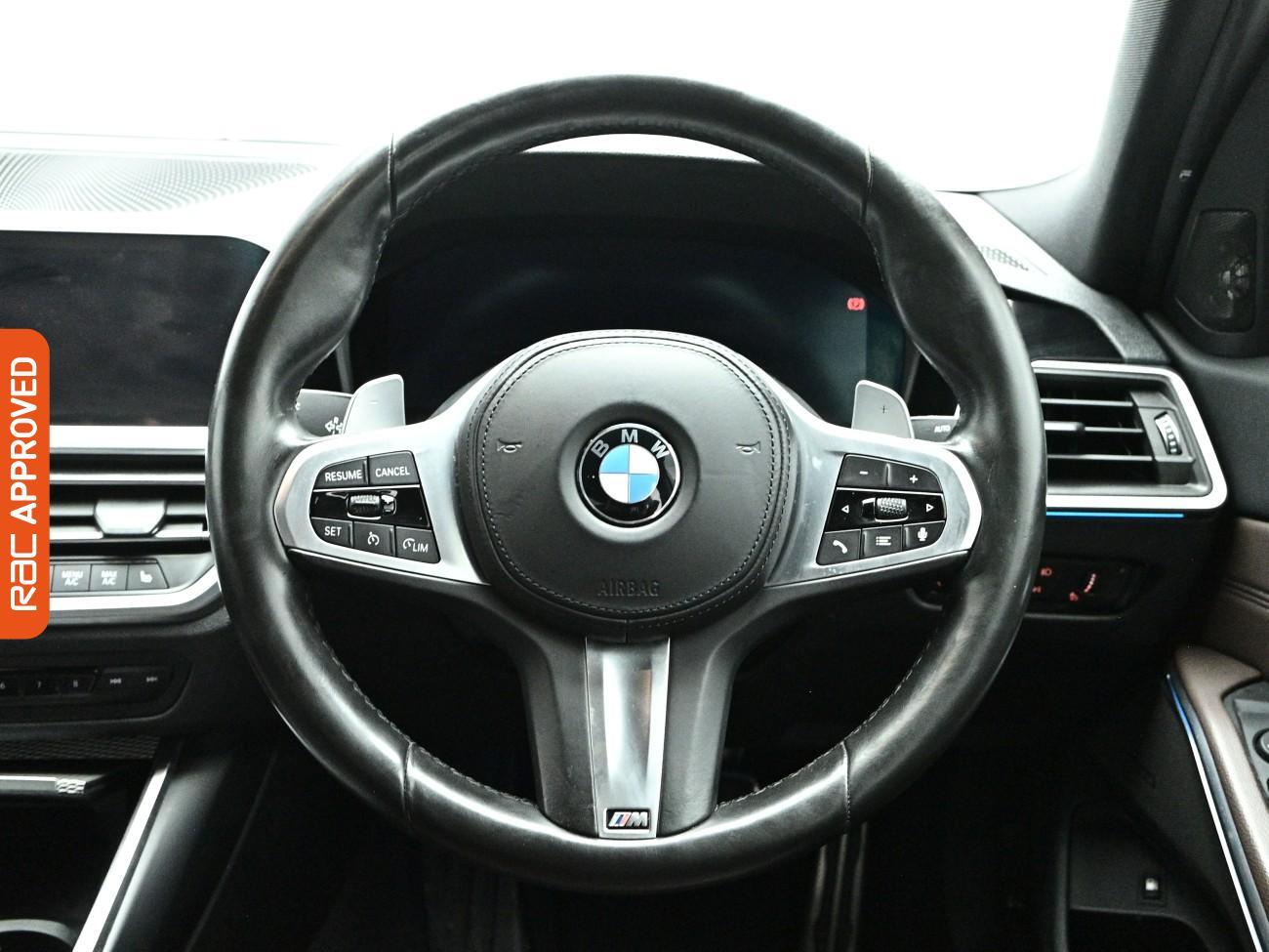 BMW 3 Series view 10
