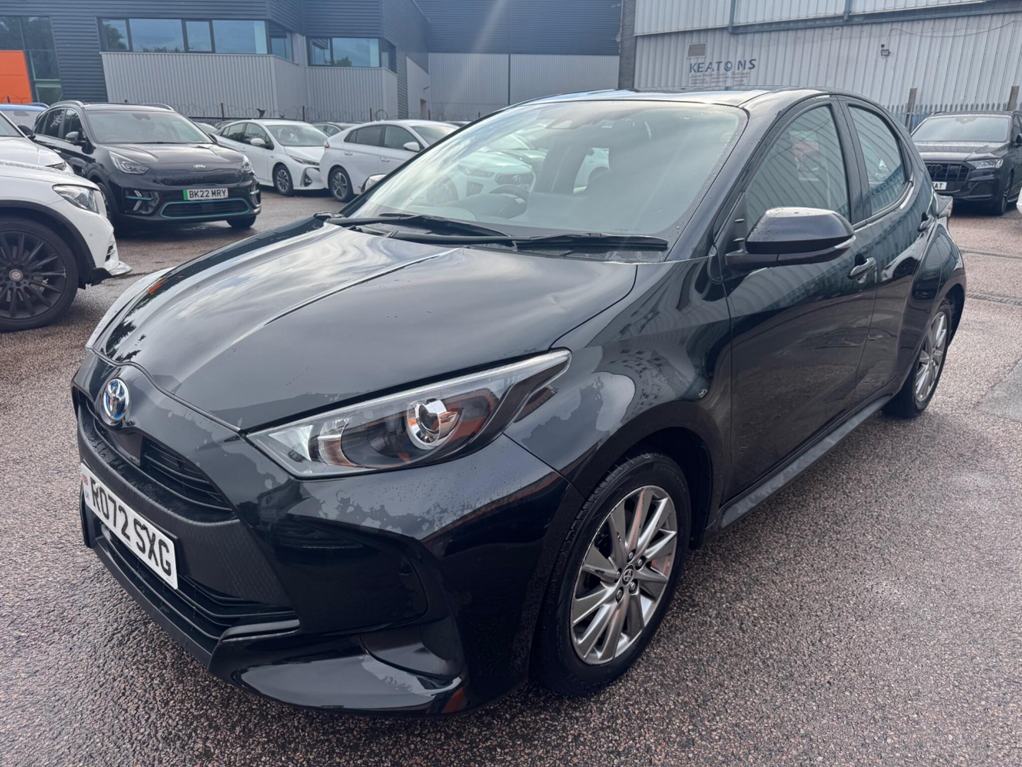 Toyota Yaris view 2