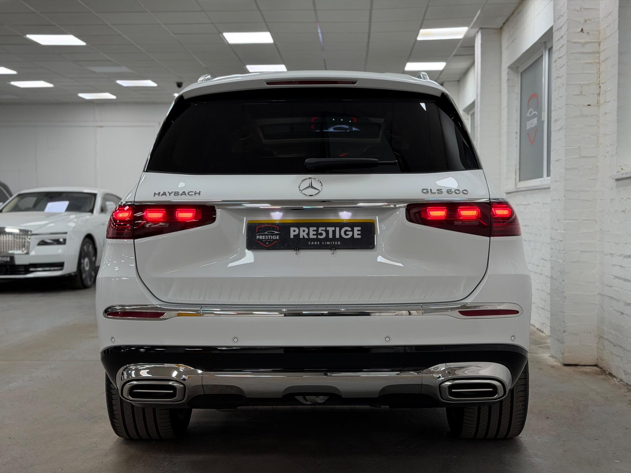 Mercedes-Benz GLS view 44