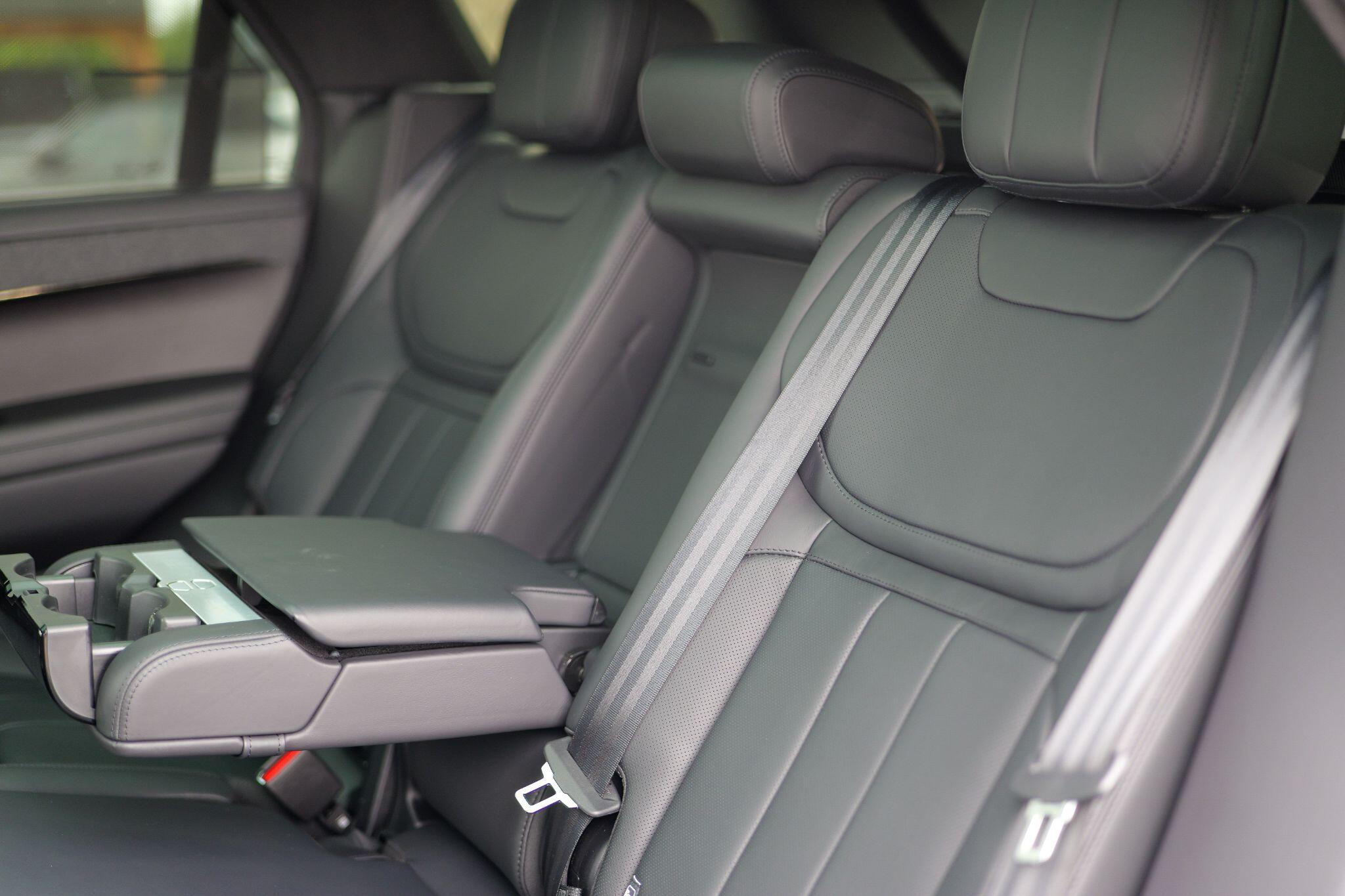 Land Rover Range Rover Sport view 29