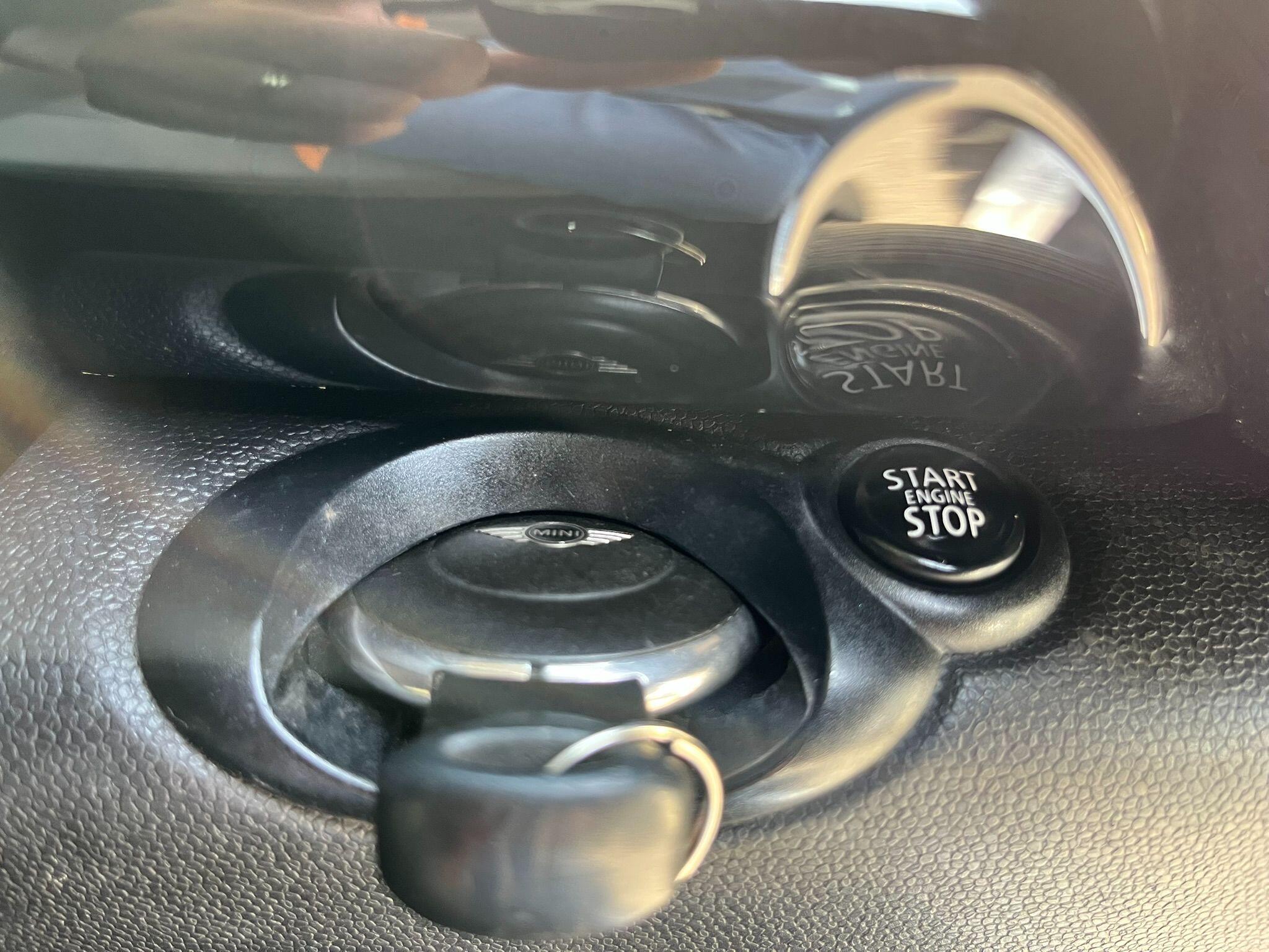 Mini Countryman view 18