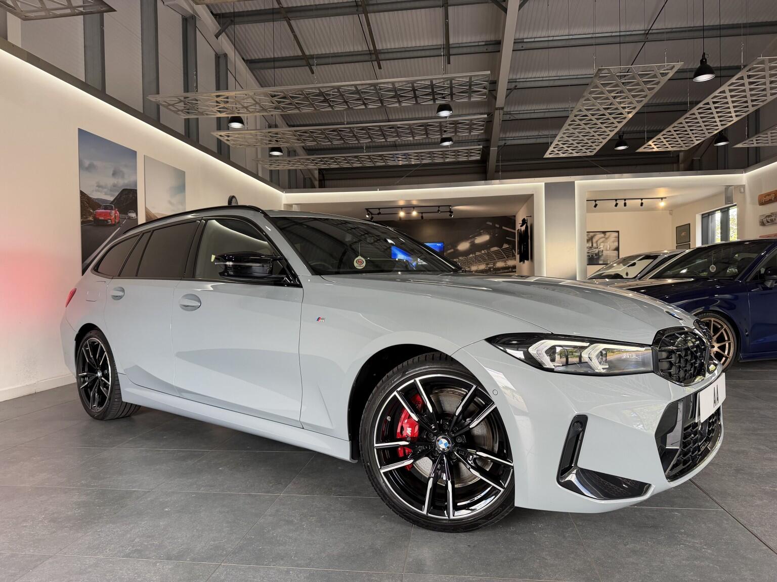 BMW 3 Series view 2