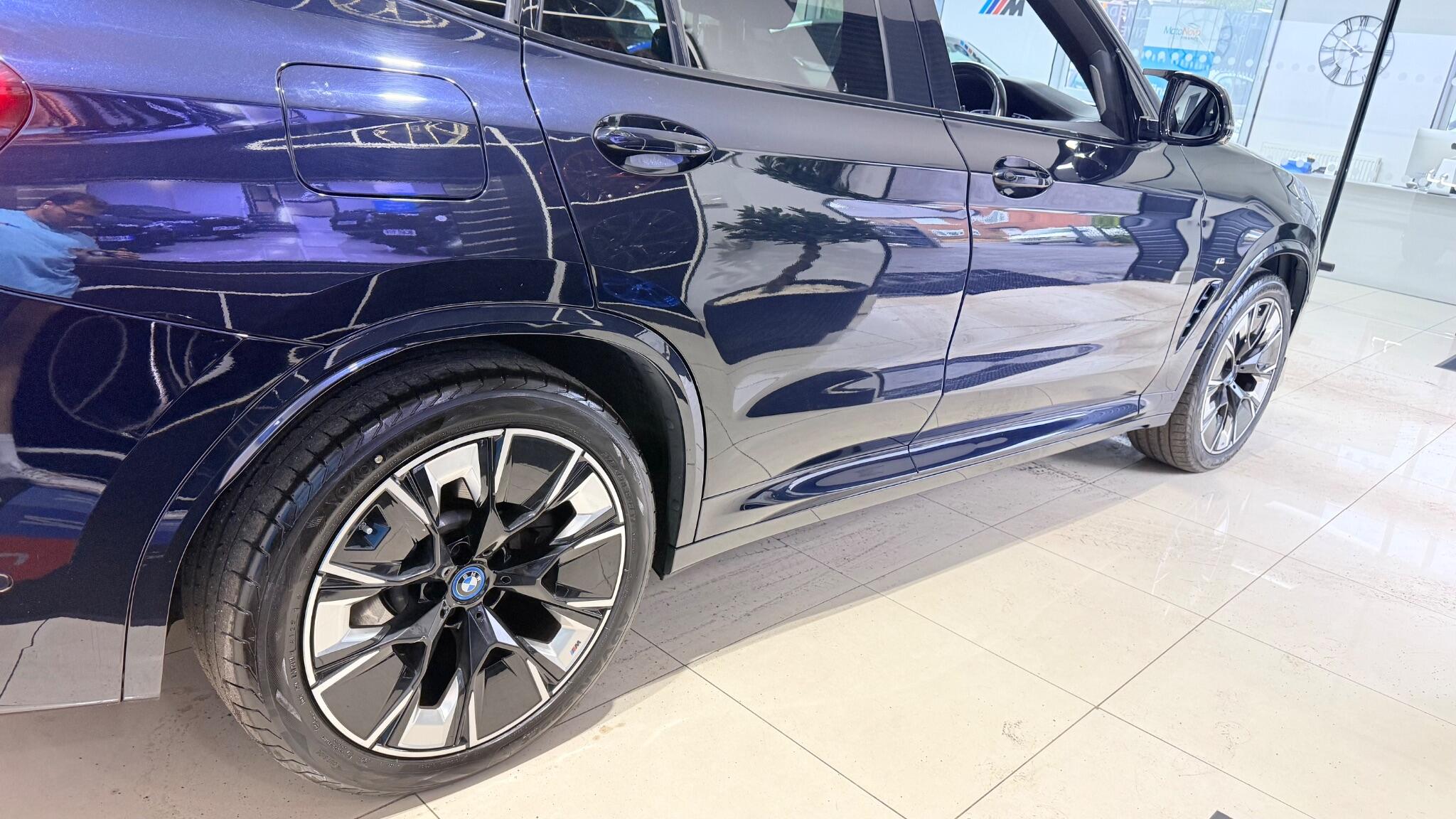 BMW Ix3 view 27