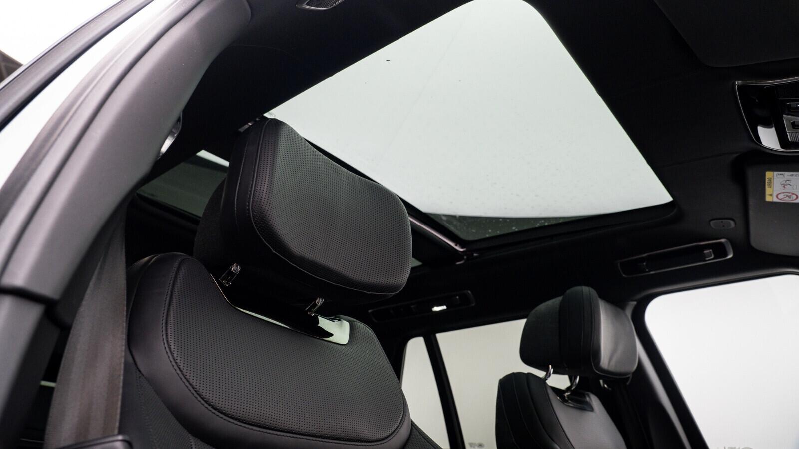 Land Rover Range Rover view 7