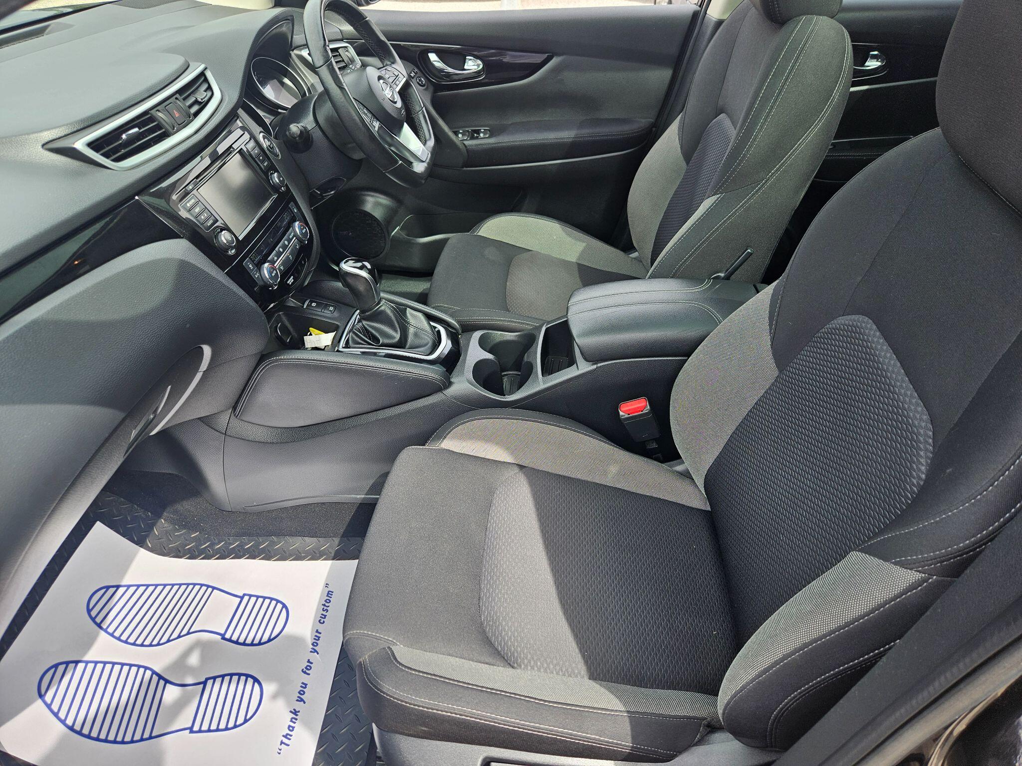 2021 Nissan Qashqai image 17