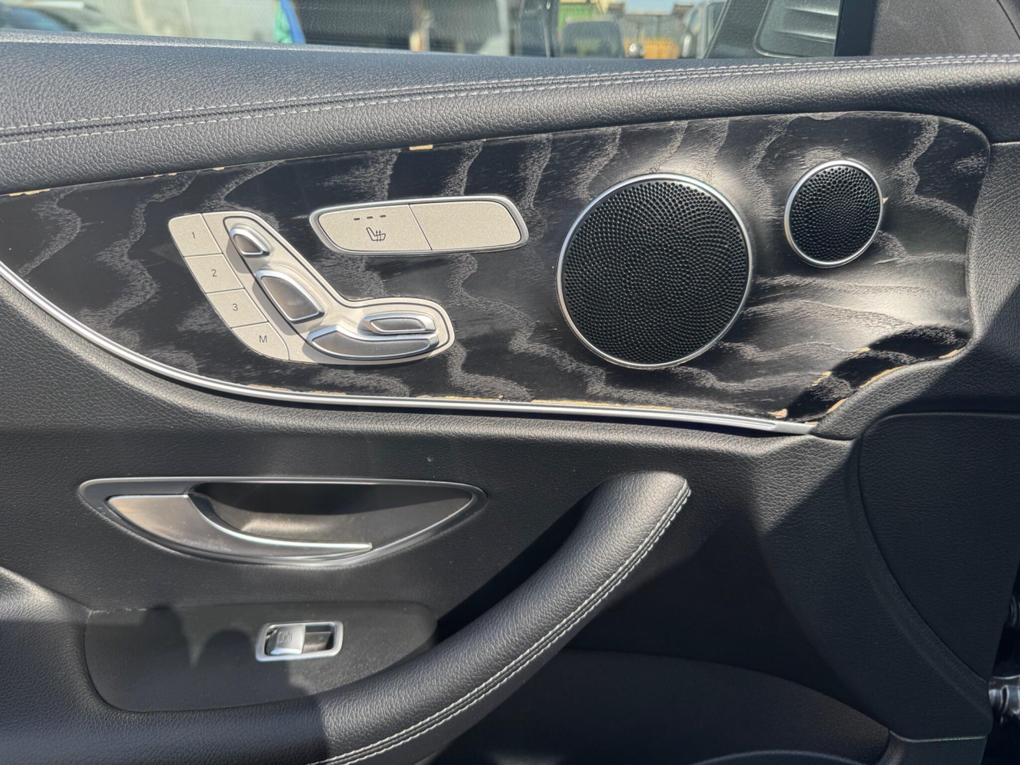 Mercedes-Benz E Class view 16