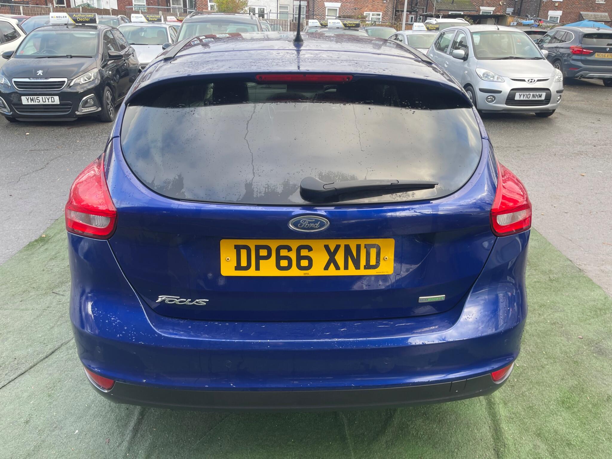 2016 Ford Focus 1.0T EcoBoost Zetec Euro 6 (s/s) 5dr • 83,680 miles image 15