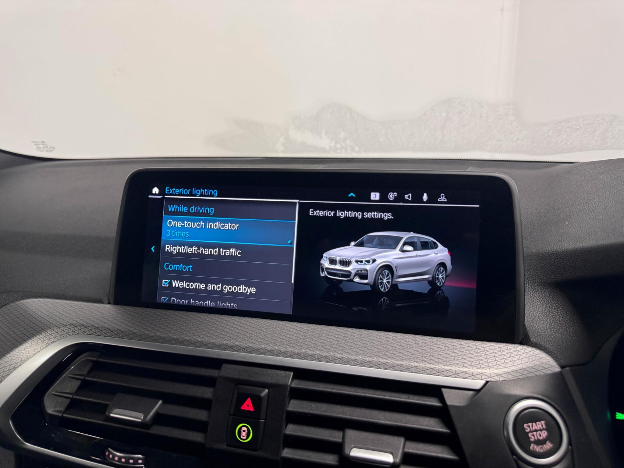 BMW X4 view 60