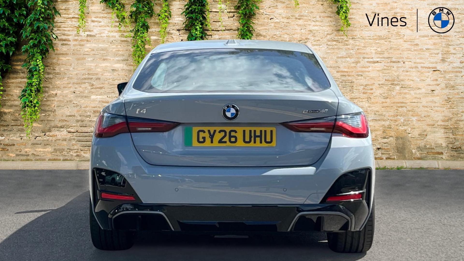 BMW i4 view 15