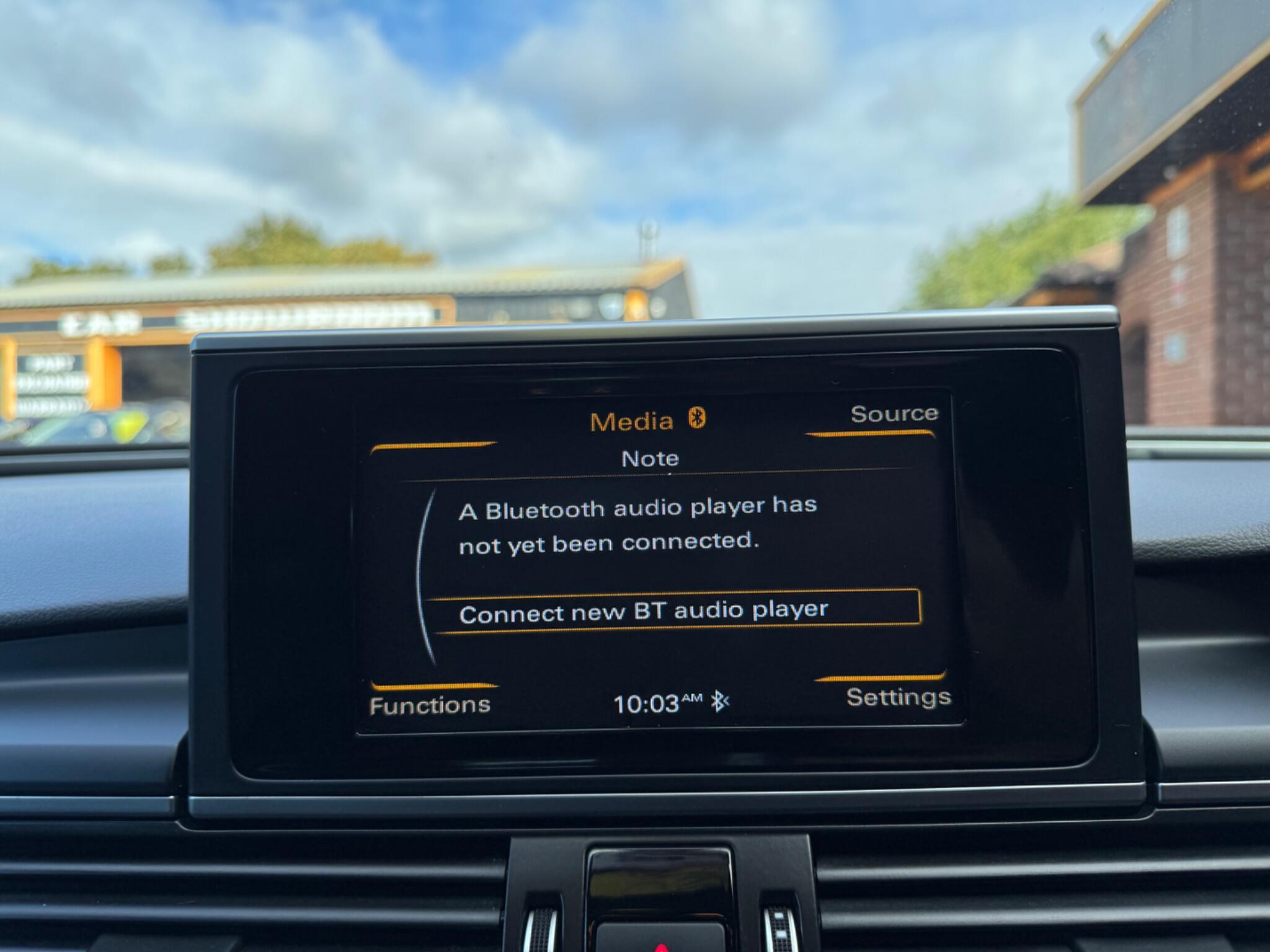 Audi A6 Avant view 29