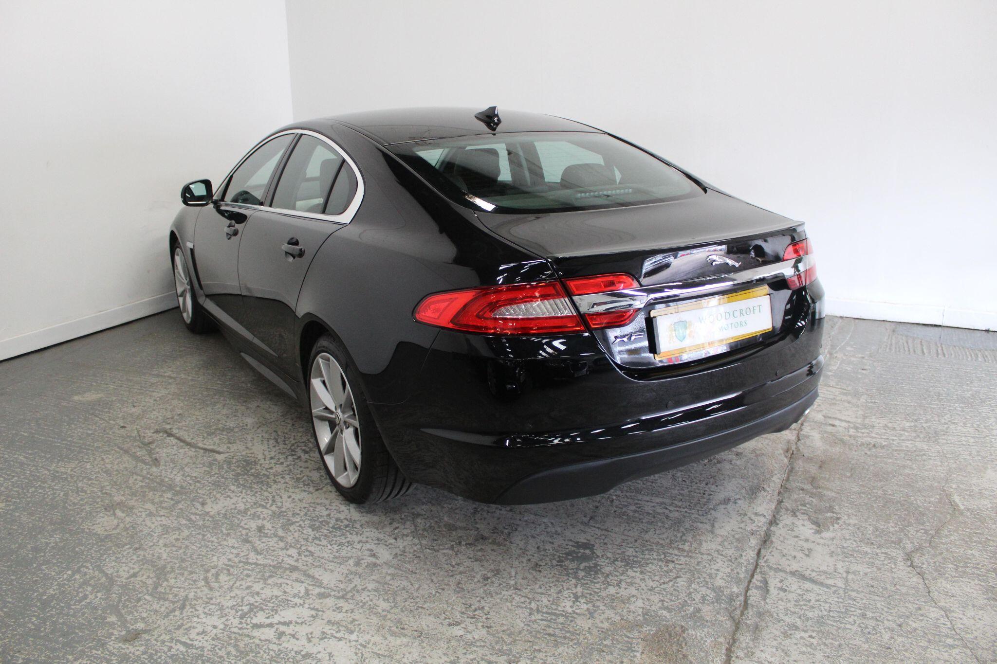 Jaguar XF view 7