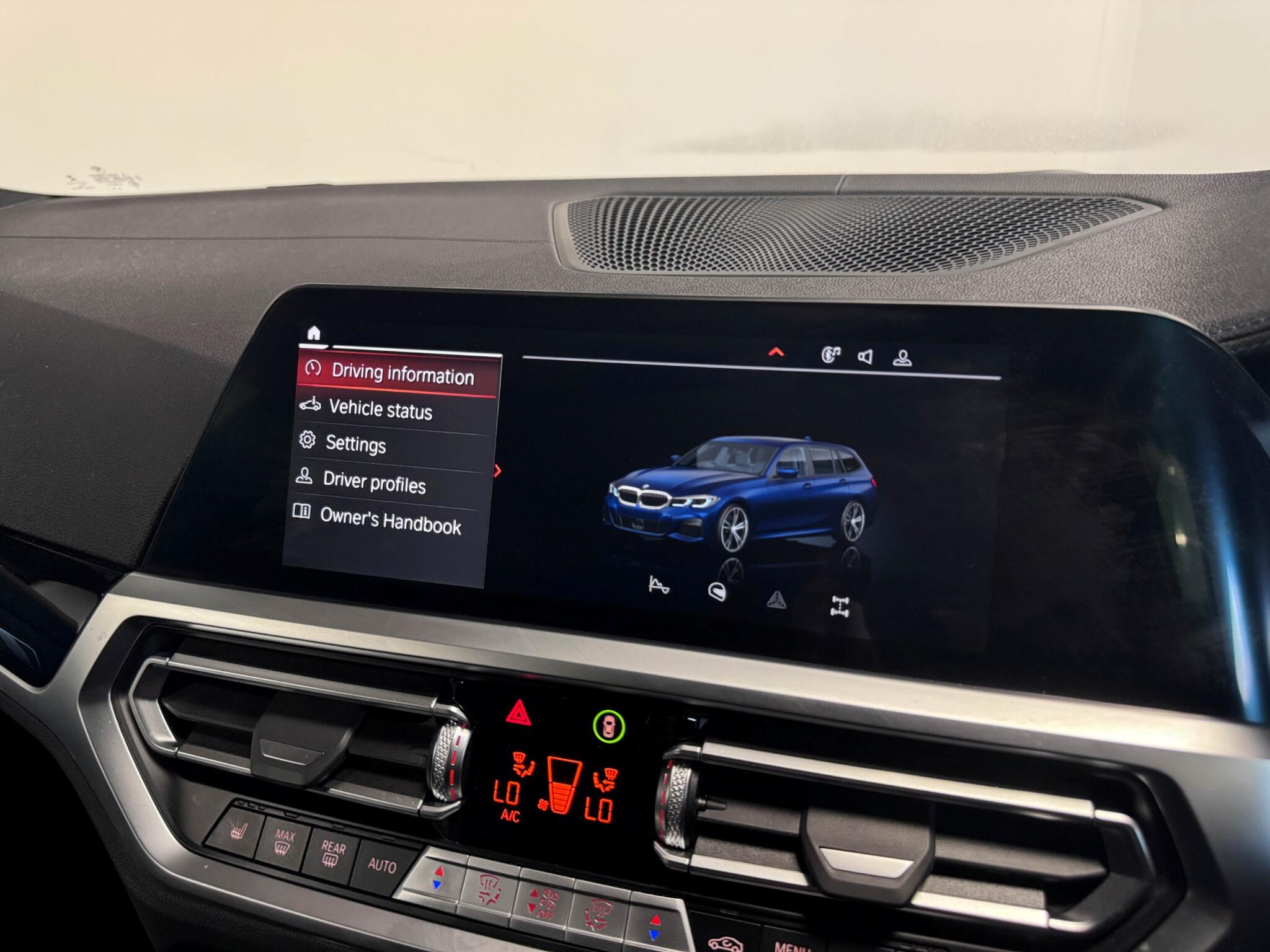 BMW 3 Series view 45