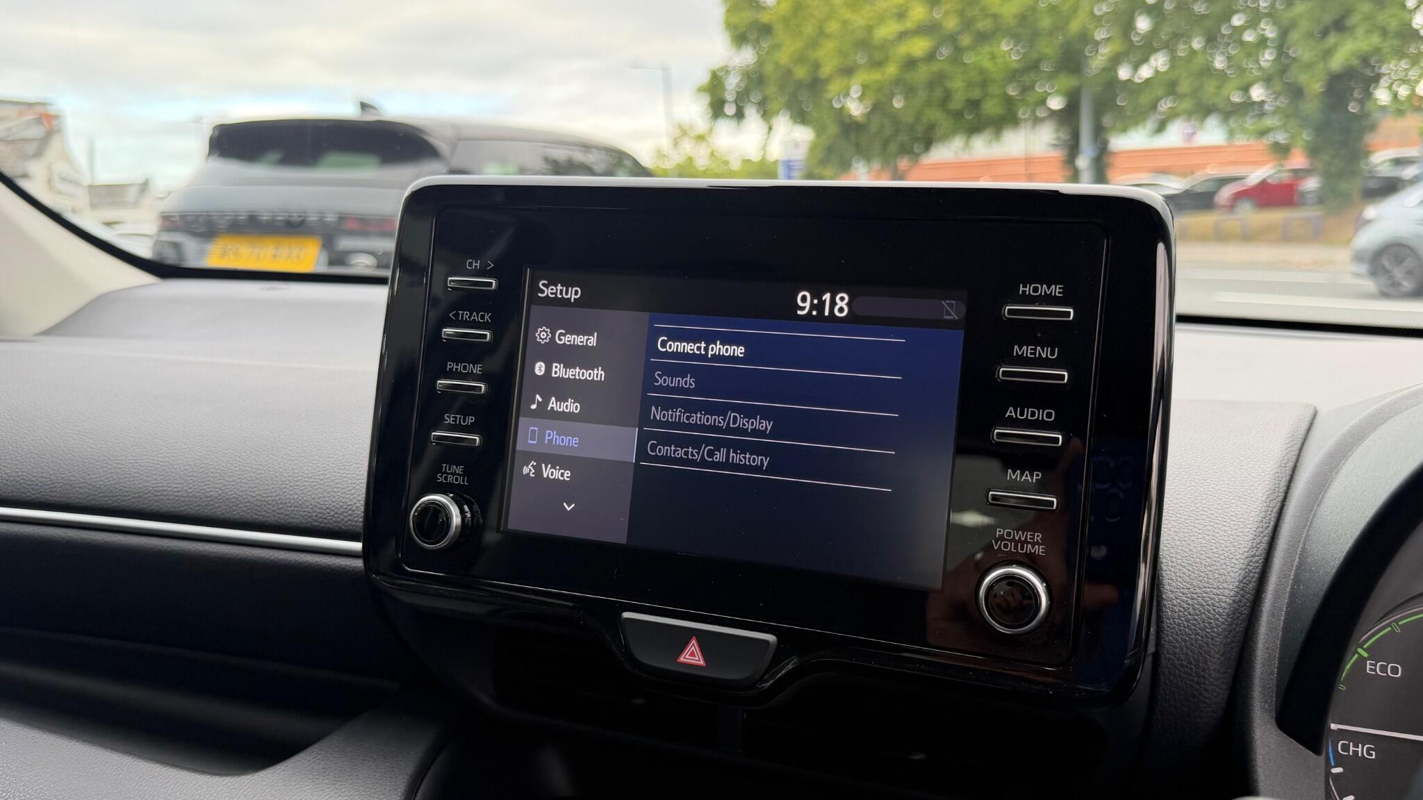 Toyota Yaris view 16