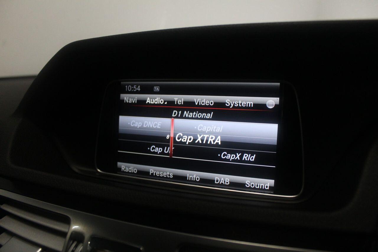 Mercedes-Benz E-Class view 36
