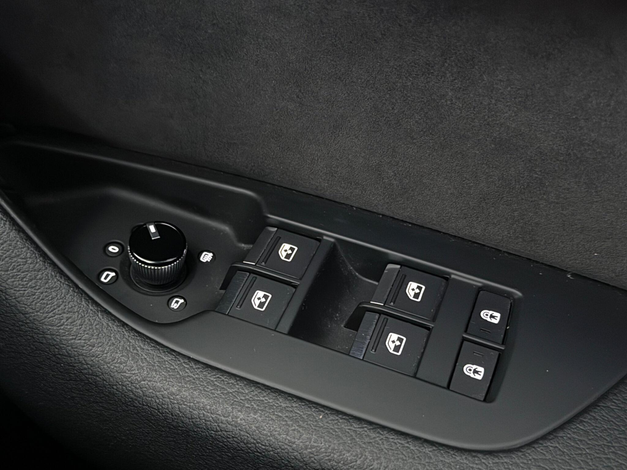 Audi A6 view 19