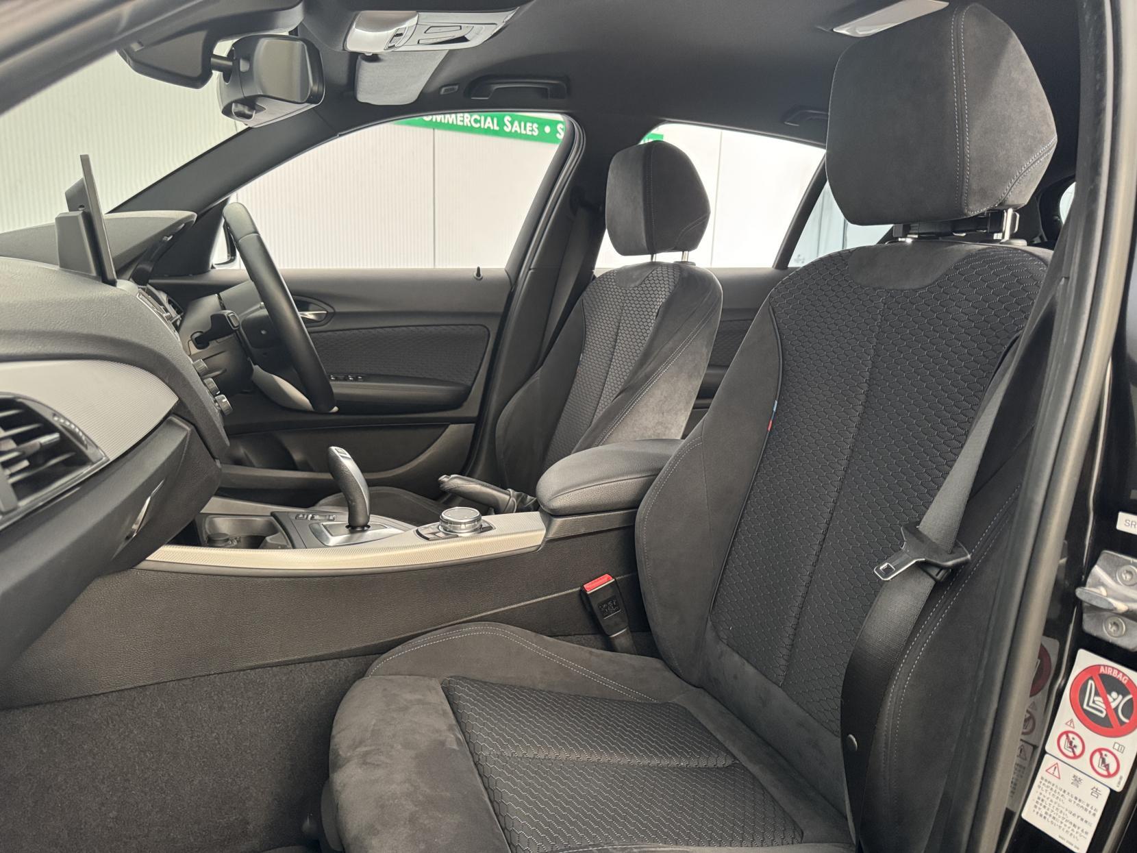 BMW 1 Series view 59