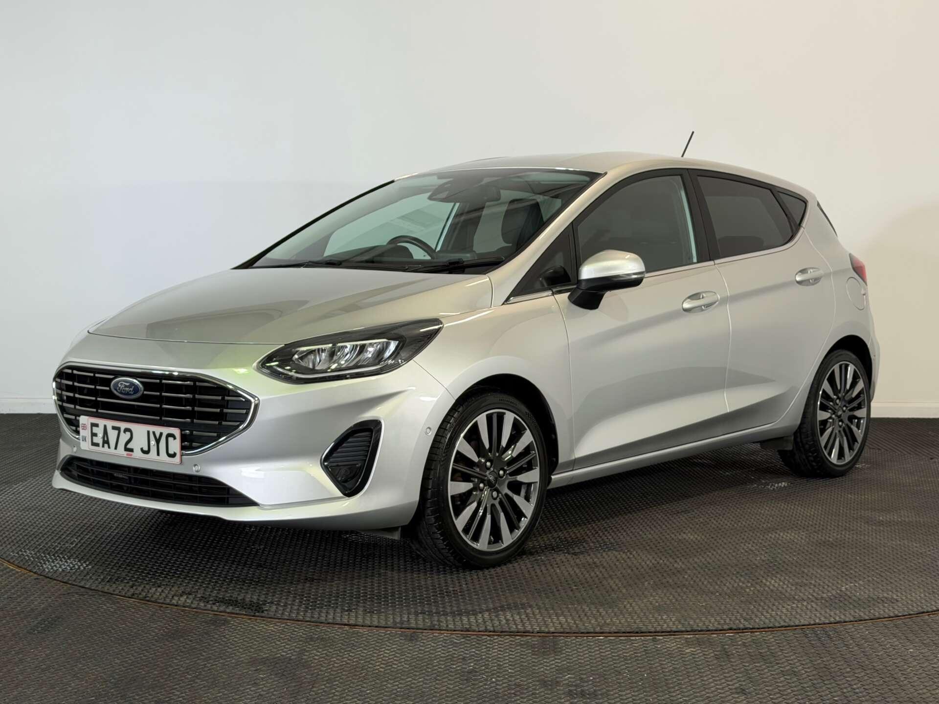 Ford Fiesta view 3