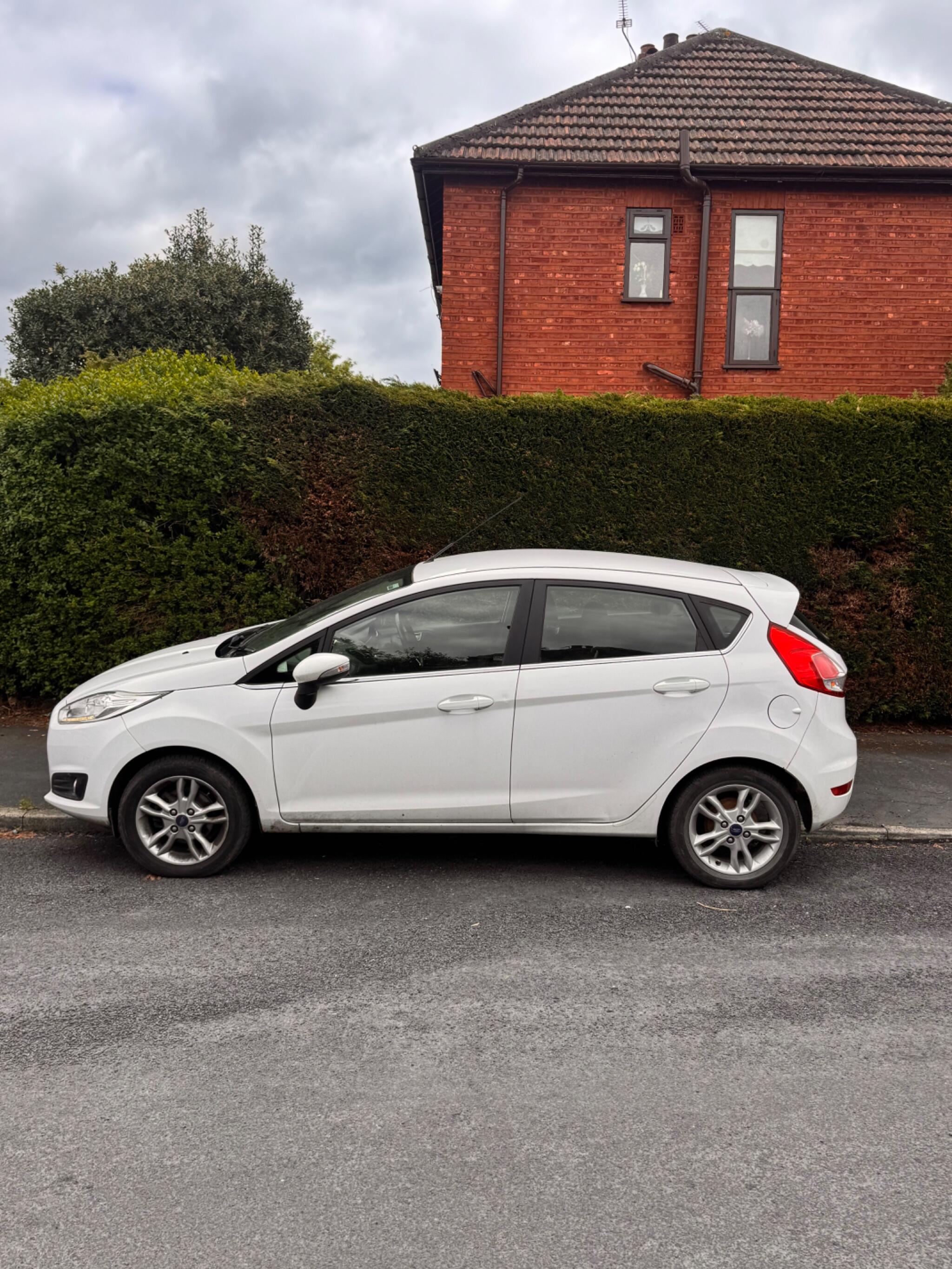 Ford Fiesta view 5