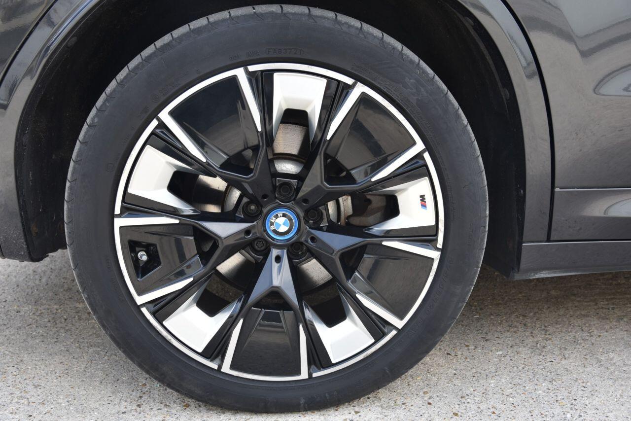 BMW Ix3 view 69