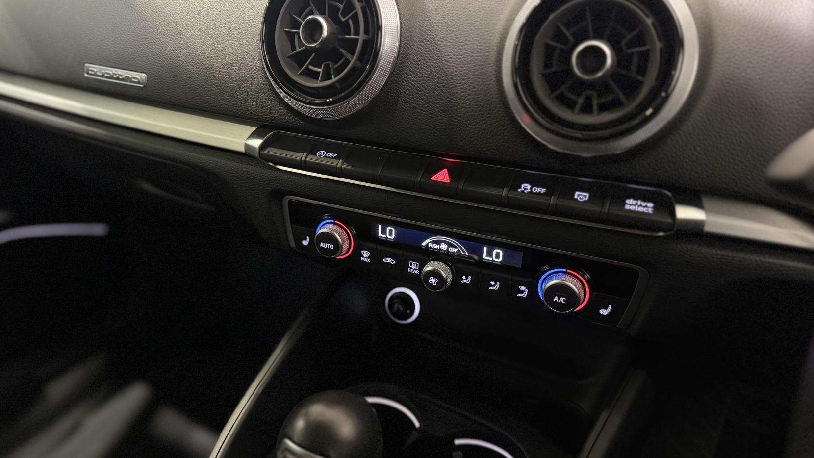 Audi S3 view 21