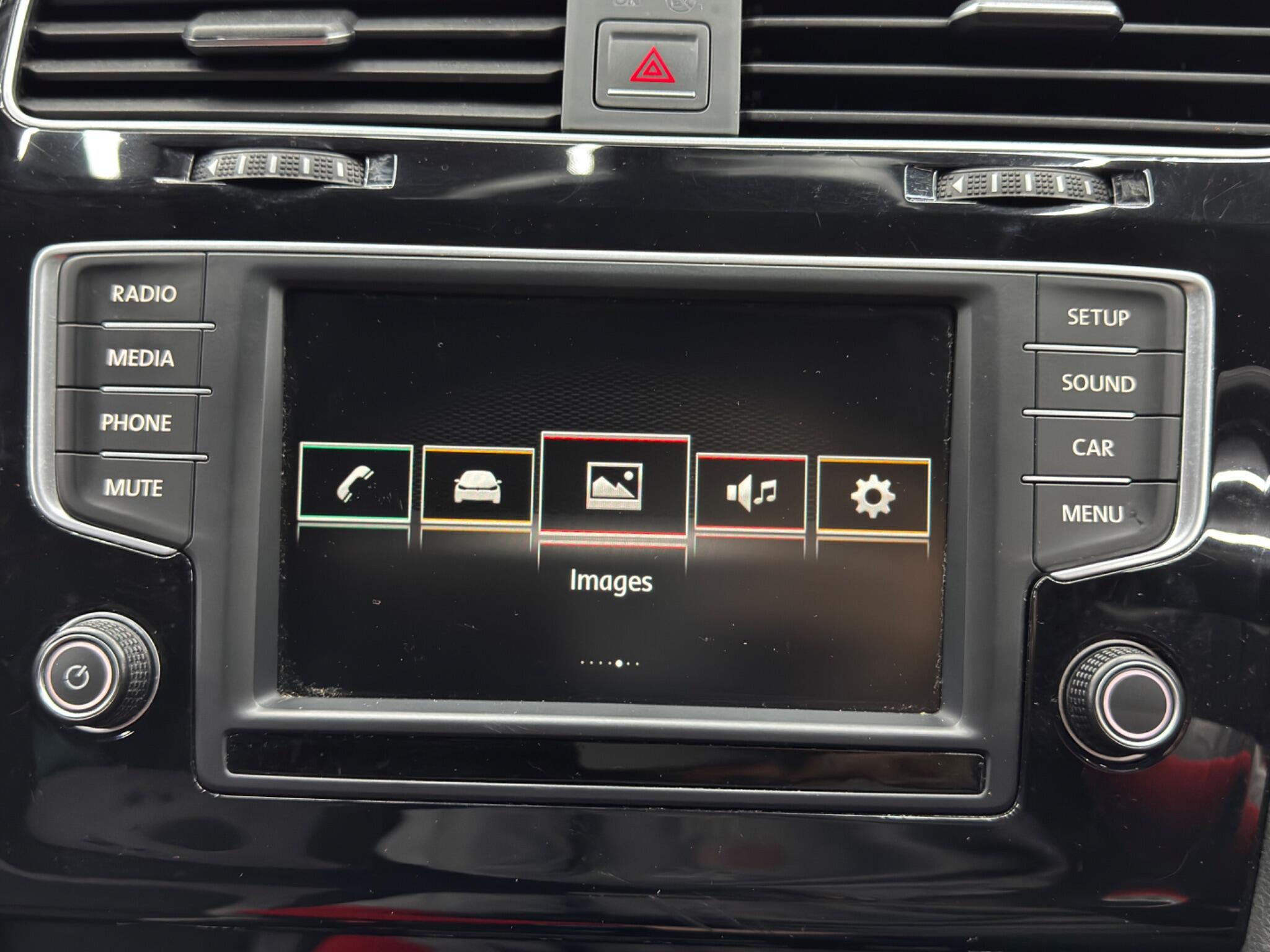 Volkswagen Golf view 30