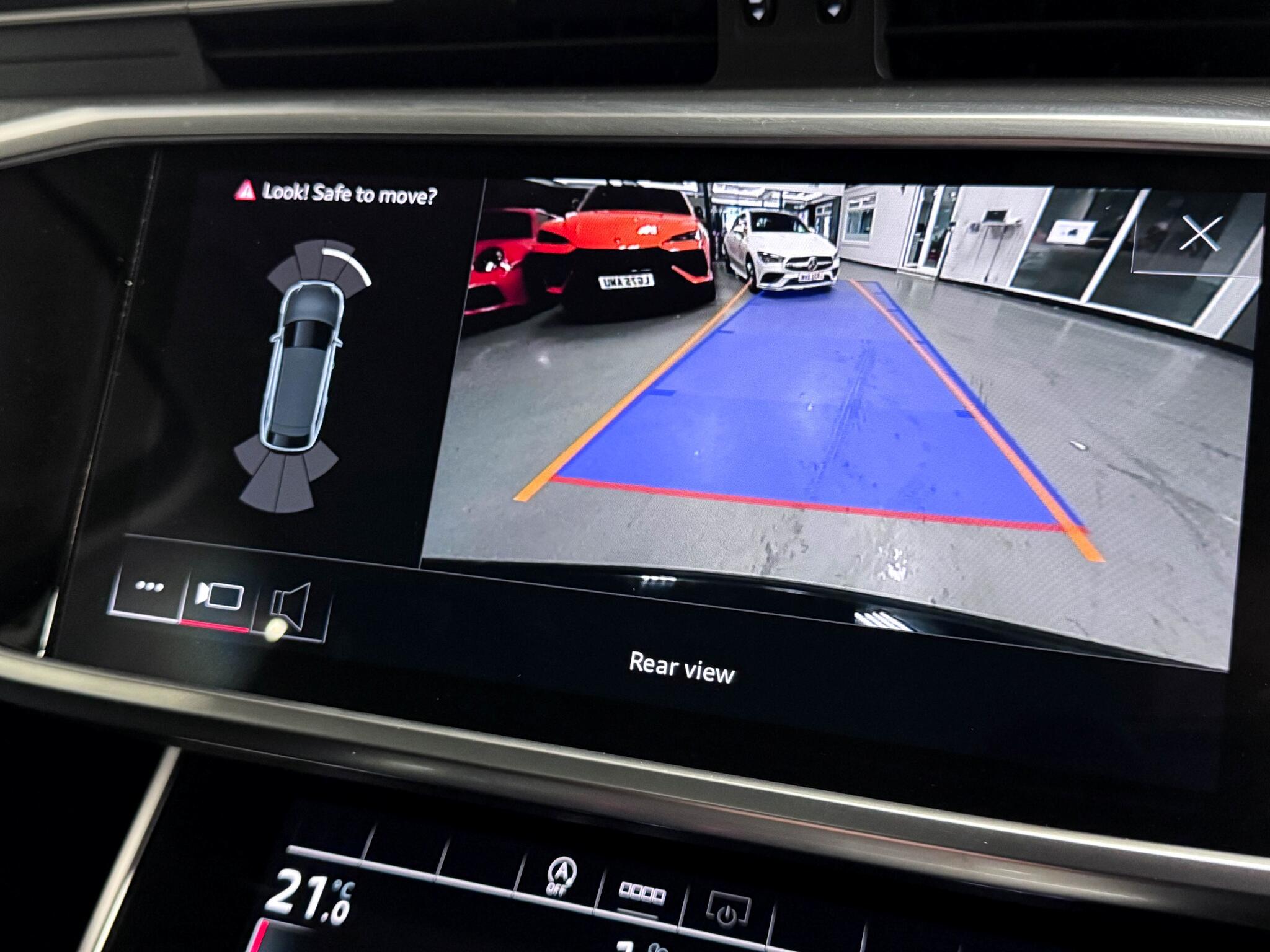 Audi A6 view 39