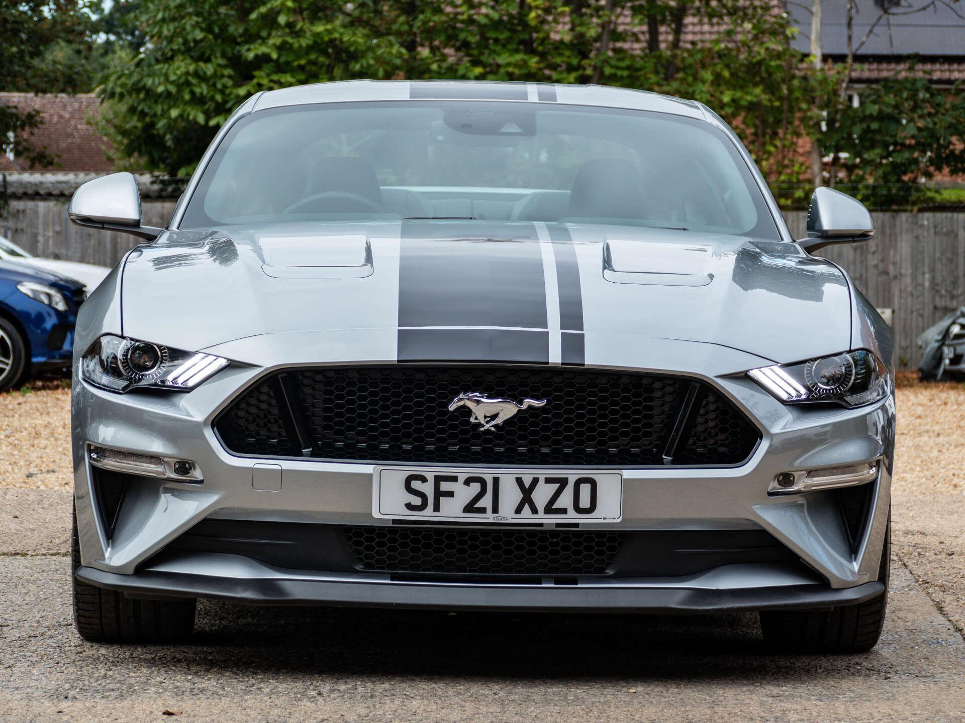 Ford Mustang view 10
