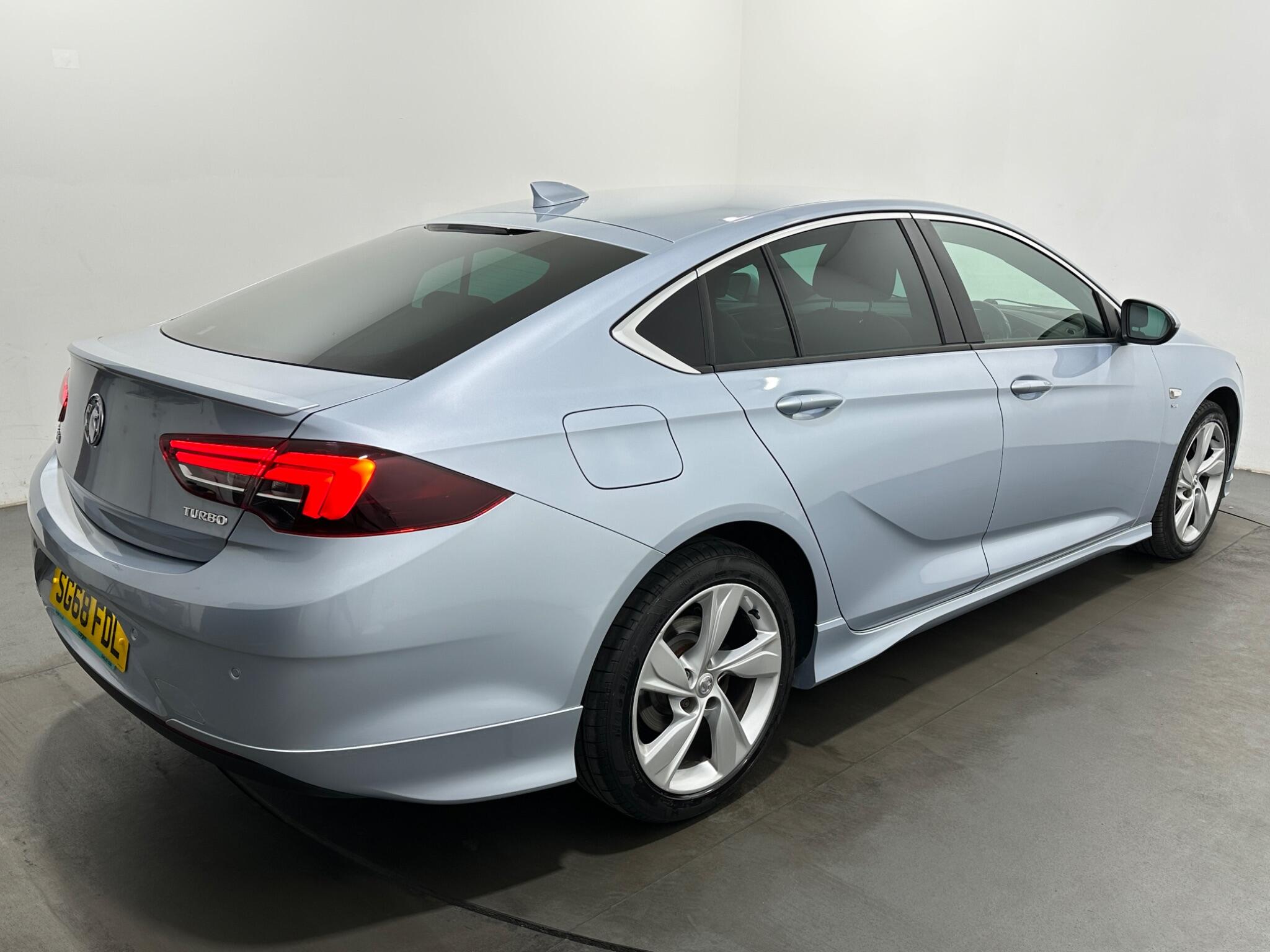 Vauxhall Insignia view 47